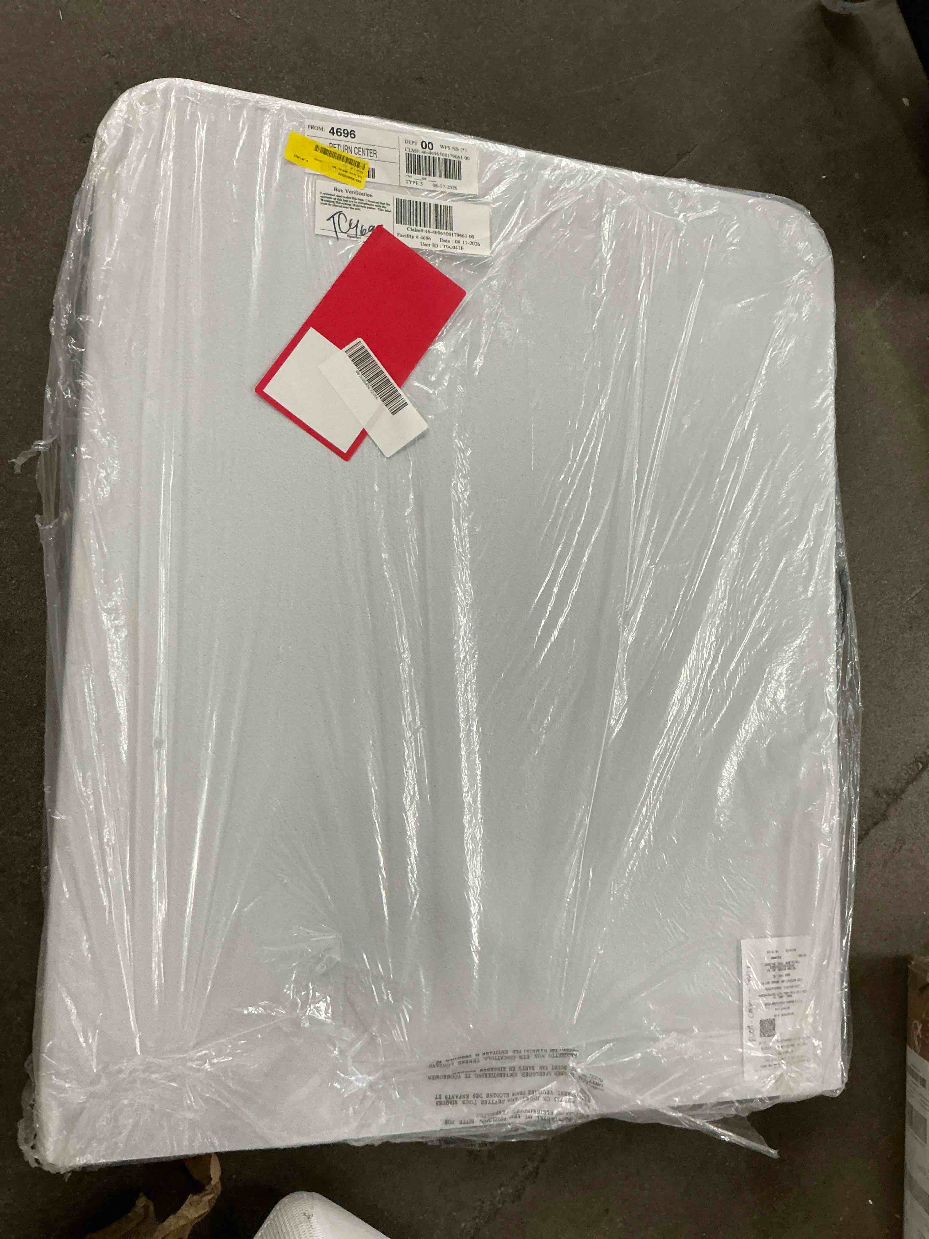https://s3.amazonaws.com/lotting-images-prod/EmanualPiazza/PNK7195663_1789507205385.jpeg