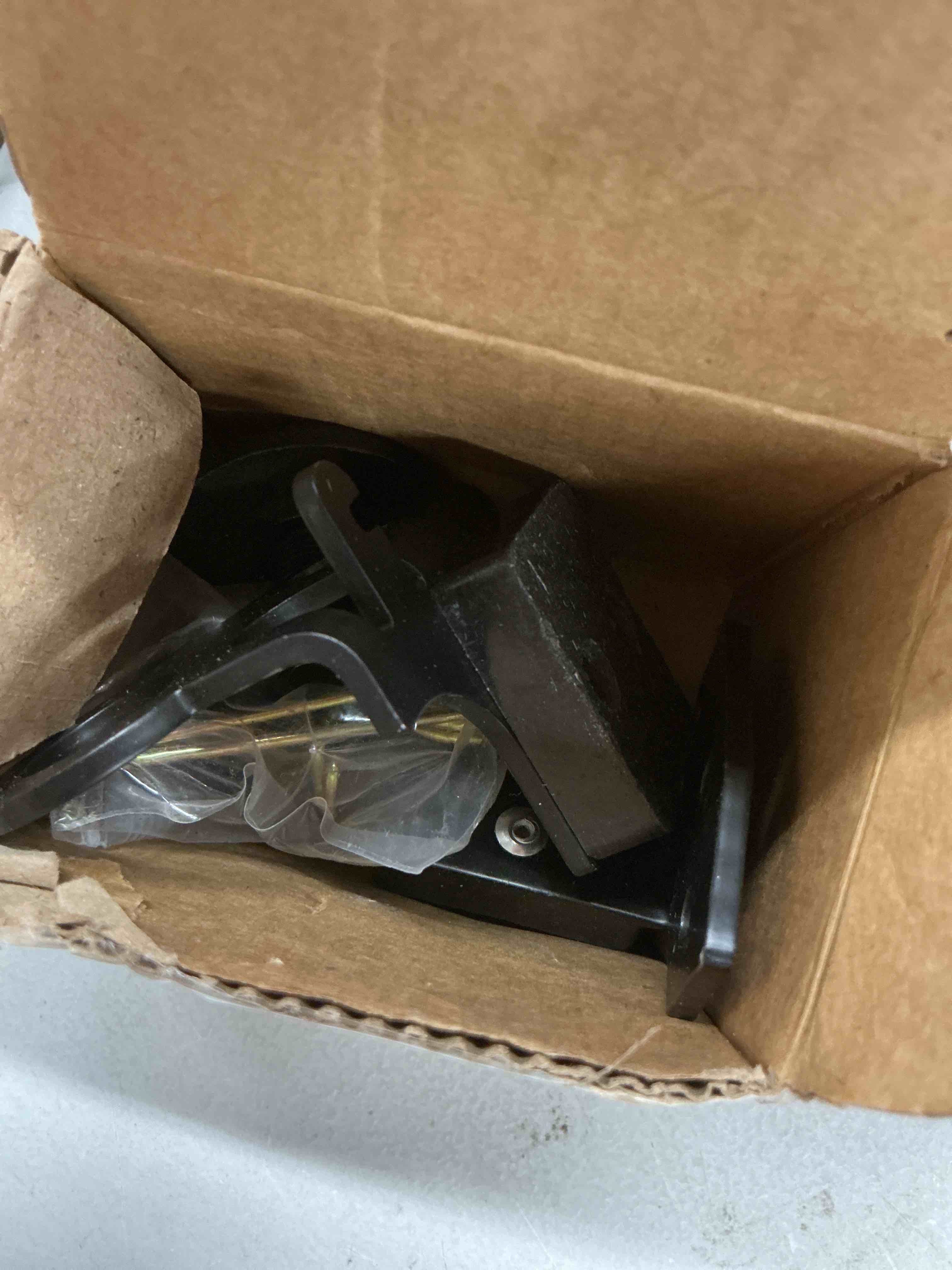 https://s3.amazonaws.com/lotting-images-prod/EmanualPiazza/PNK7201902_1787844720848.jpeg