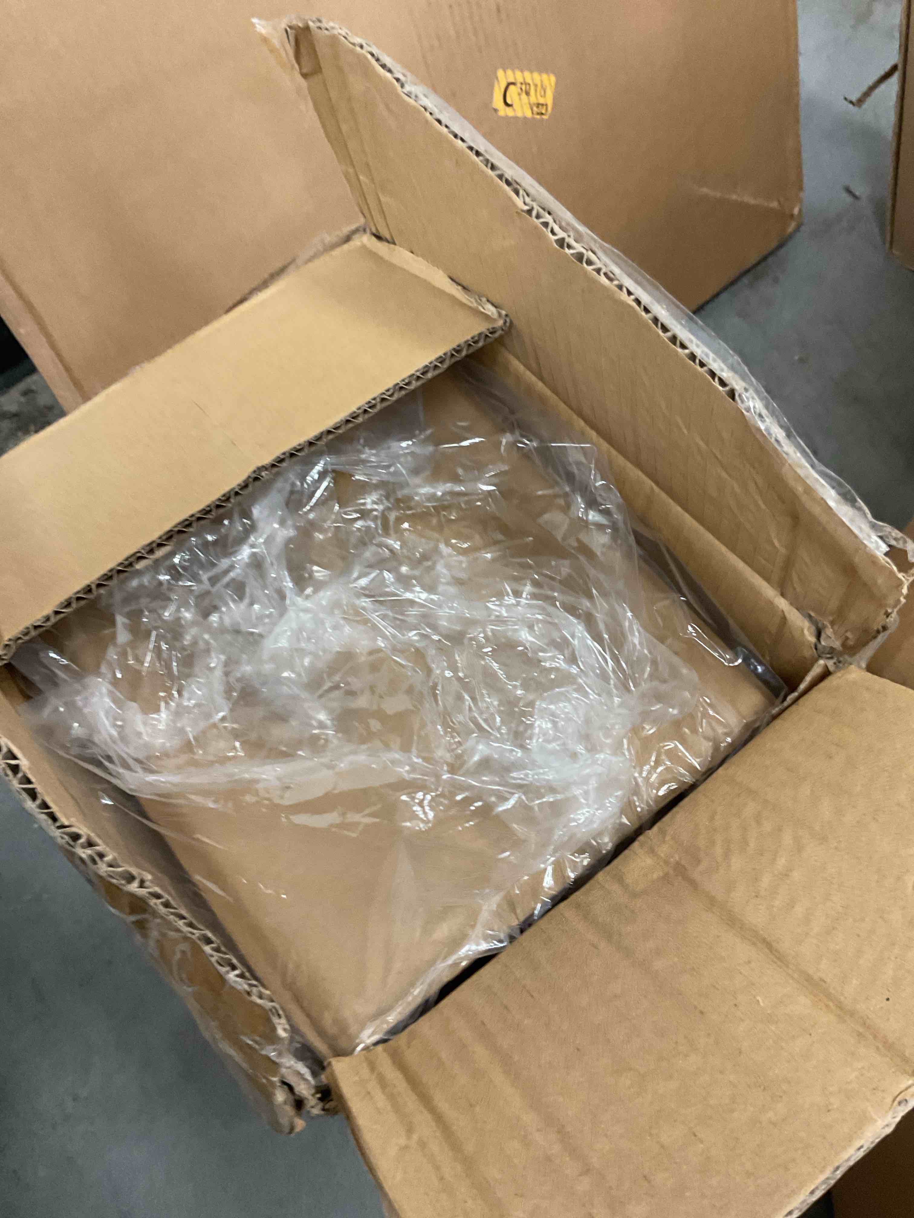 https://s3.amazonaws.com/lotting-images-prod/EmanualPiazza/PPE3664099_1753291489227.jpeg