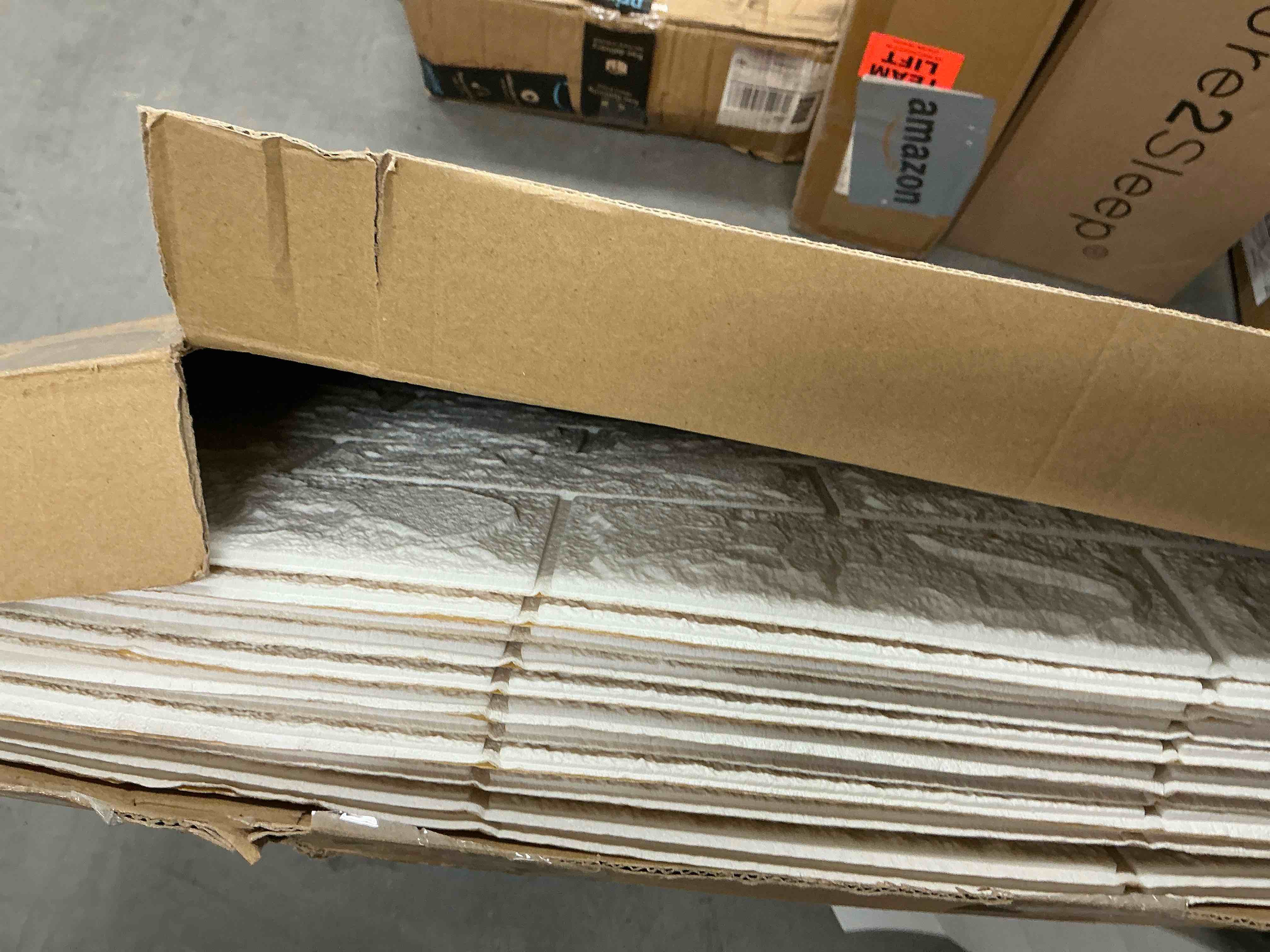 https://s3.amazonaws.com/lotting-images-prod/EmanualPiazza/PPE3664181_1756908715125.jpeg