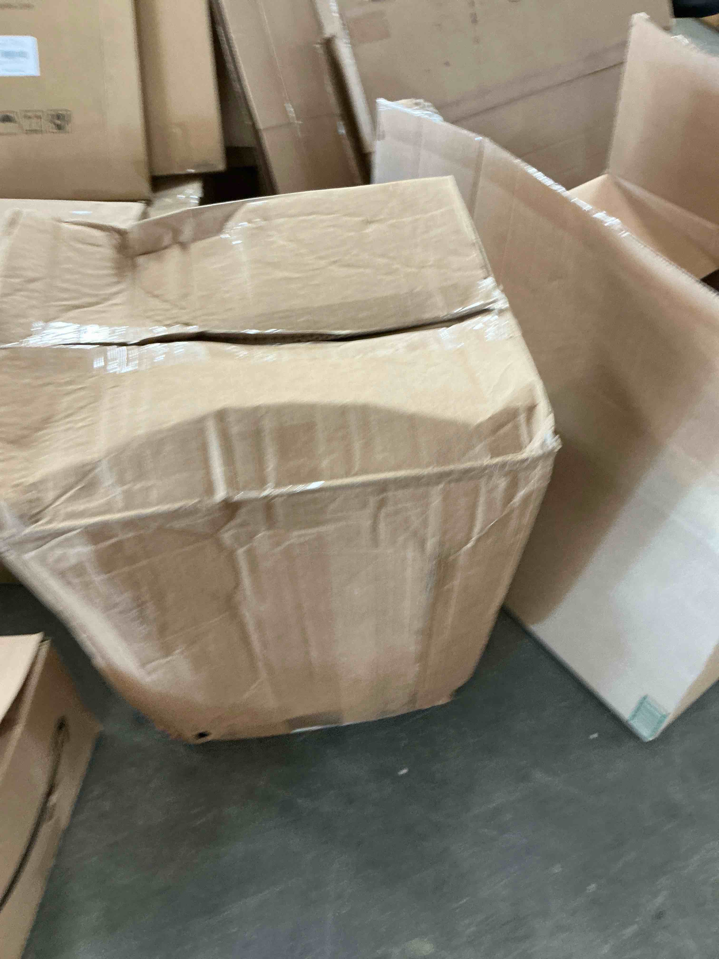 https://s3.amazonaws.com/lotting-images-prod/EmanualPiazza/PPE3664215_1756911842613.jpeg