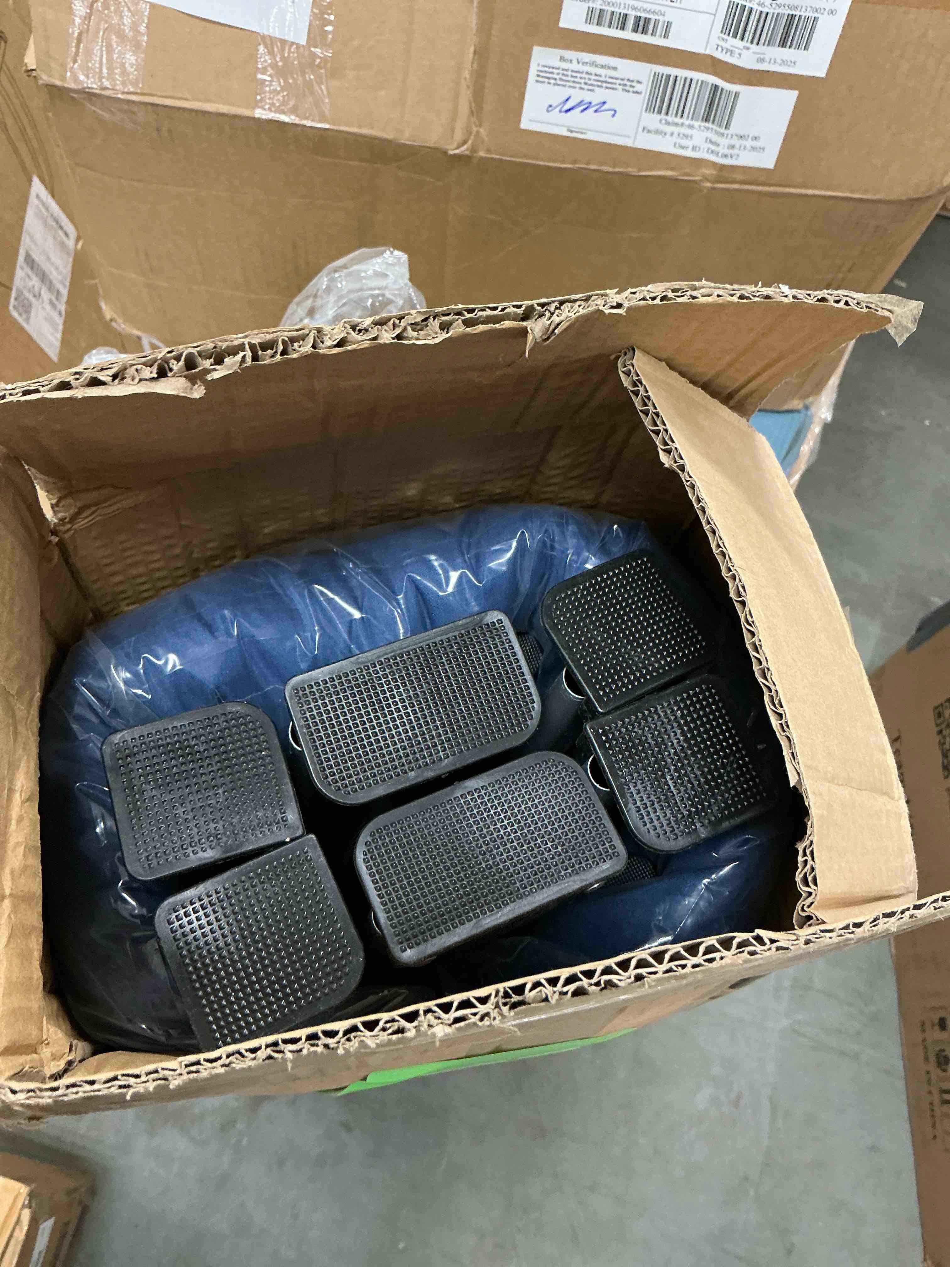 https://s3.amazonaws.com/lotting-images-prod/EmanualPiazza/PPE3664422_1757168986469.jpeg
