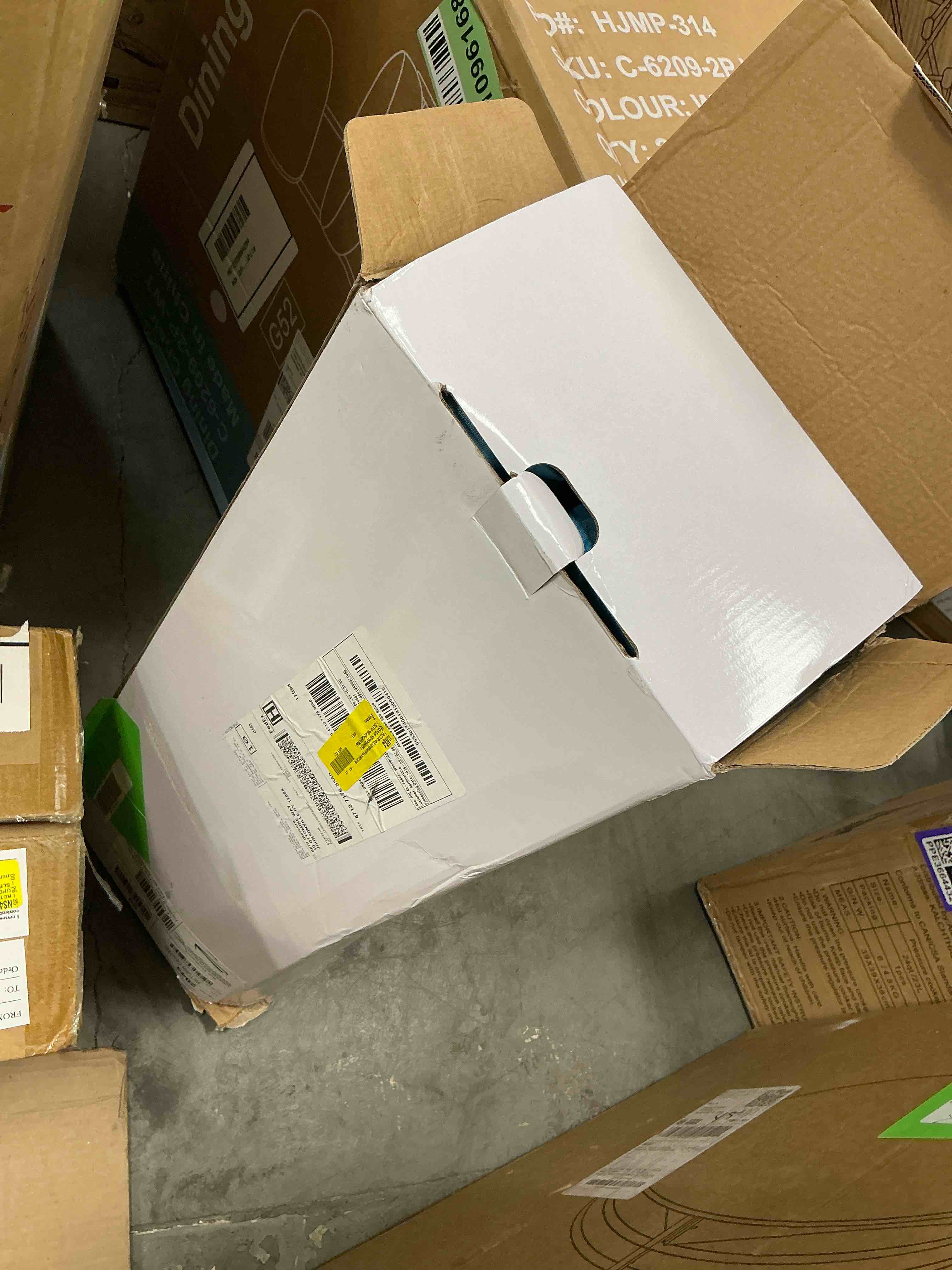 https://s3.amazonaws.com/lotting-images-prod/EmanualPiazza/PPE3664426_1757167432945.jpeg