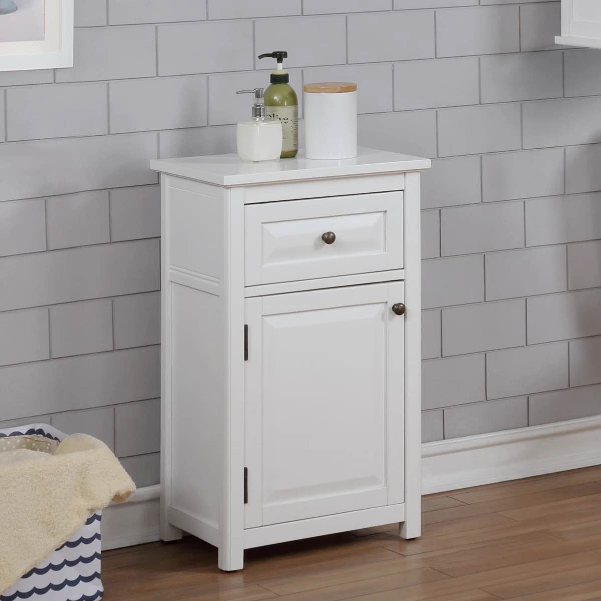 dorset 17"w 29"h traditional style floor bath storage cabinet with 1 drawer and 1 door