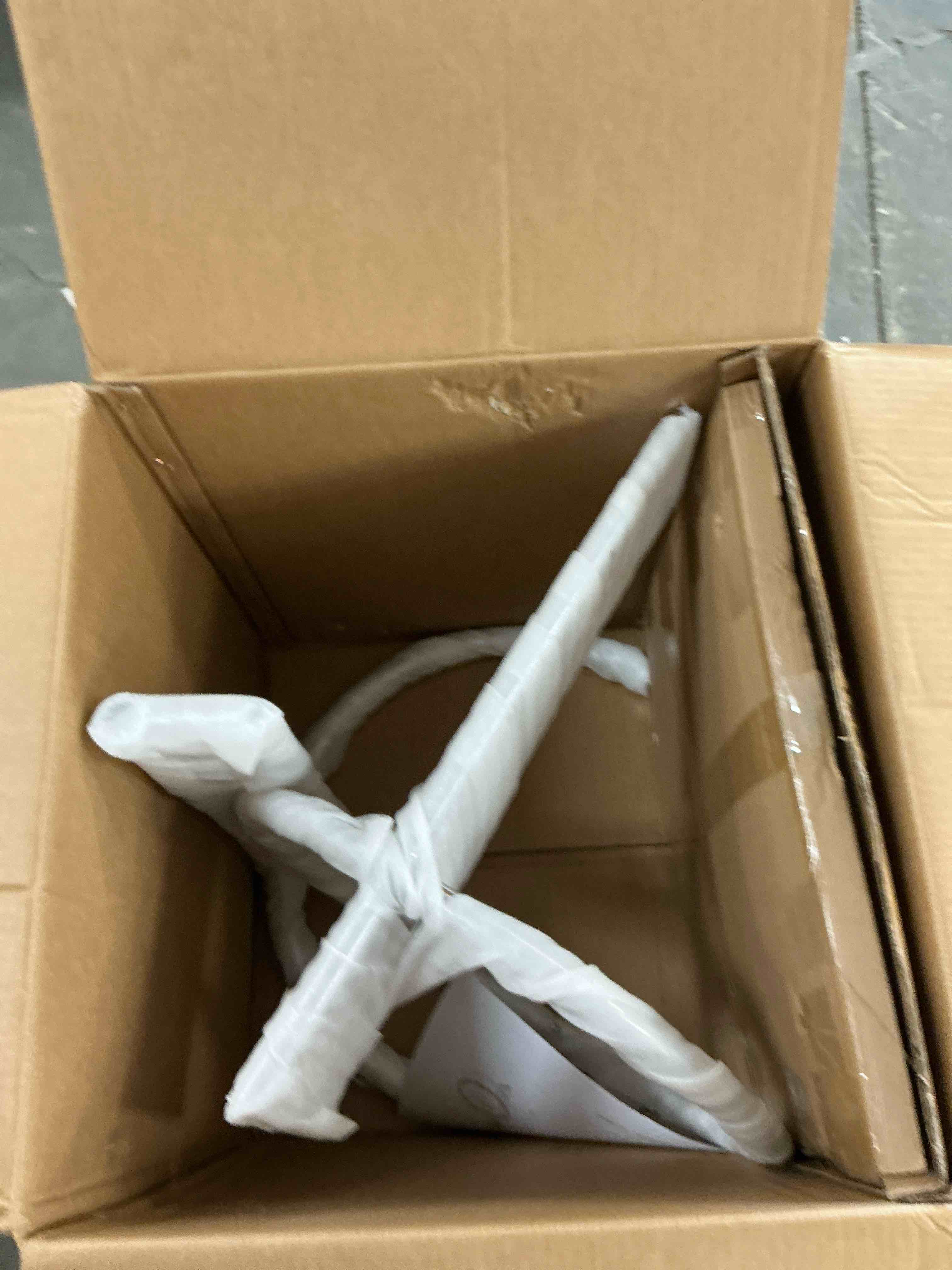 https://s3.amazonaws.com/lotting-images-prod/EmanualPiazza/PPE3664560_1758032523436.jpeg