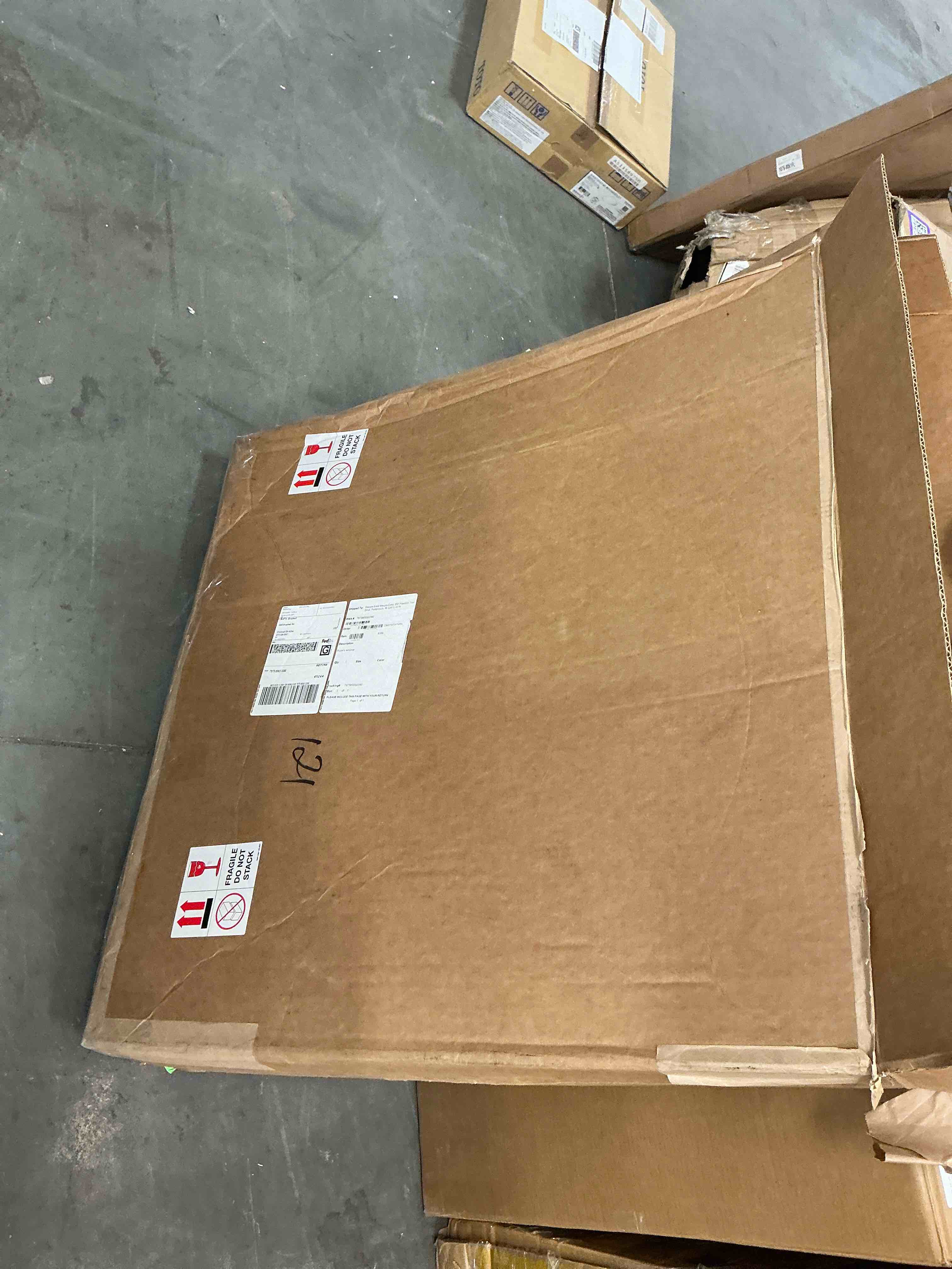 https://s3.amazonaws.com/lotting-images-prod/EmanualPiazza/PPE3664573_1758028407328.jpeg