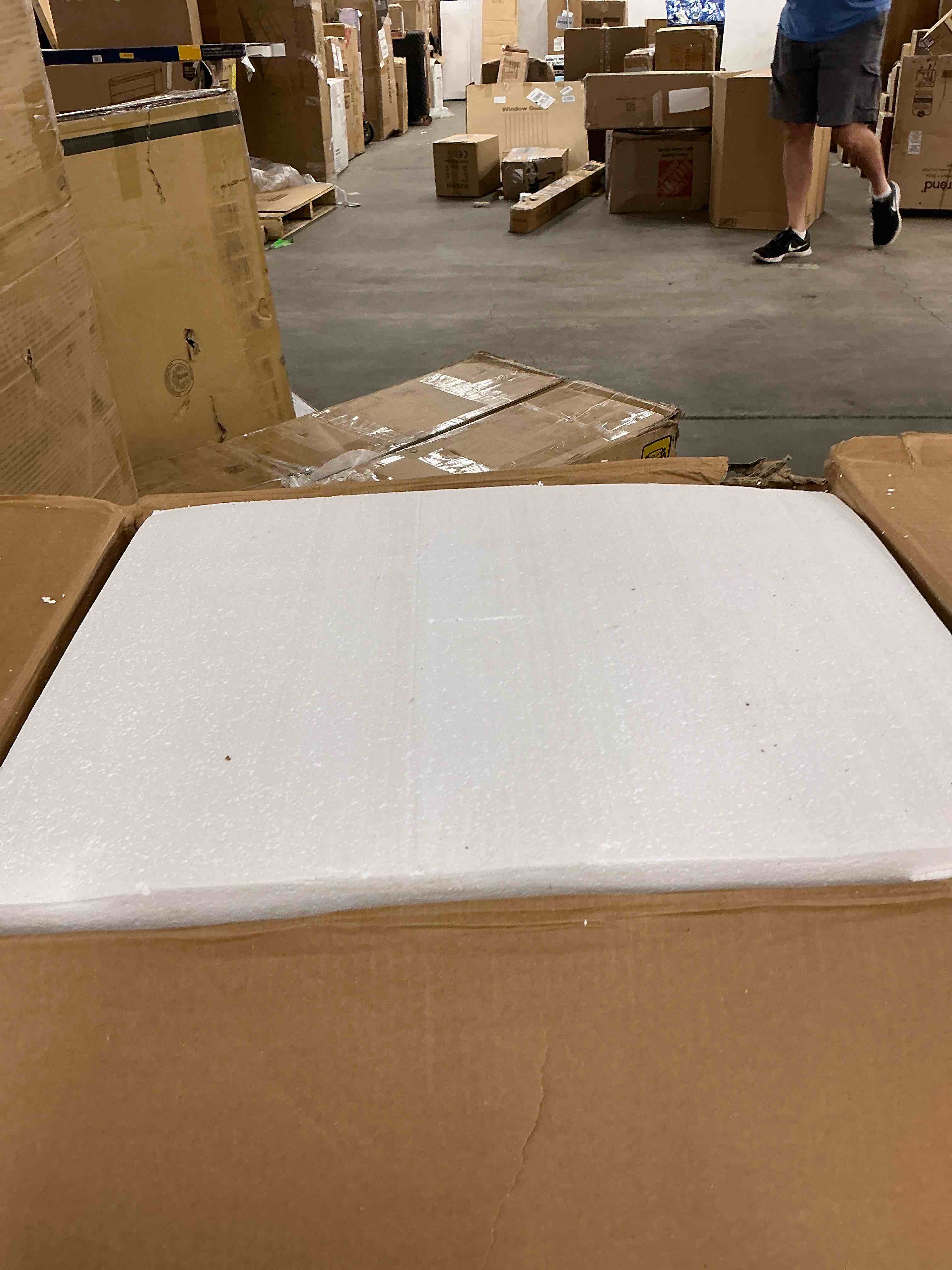 https://s3.amazonaws.com/lotting-images-prod/EmanualPiazza/PPE3664802_1758310429434.jpeg
