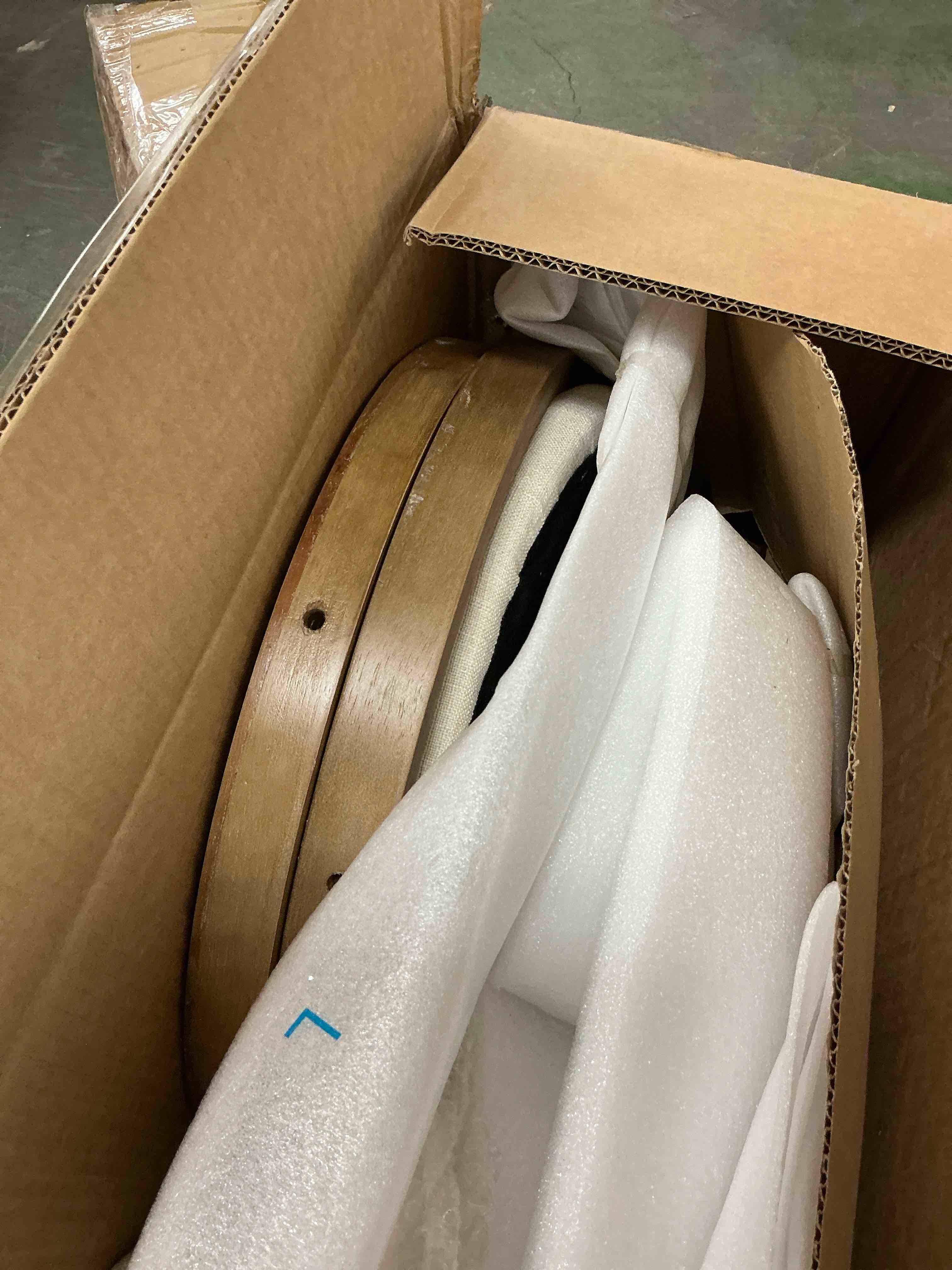 https://s3.amazonaws.com/lotting-images-prod/EmanualPiazza/PPE3664804_1758310111854.jpeg