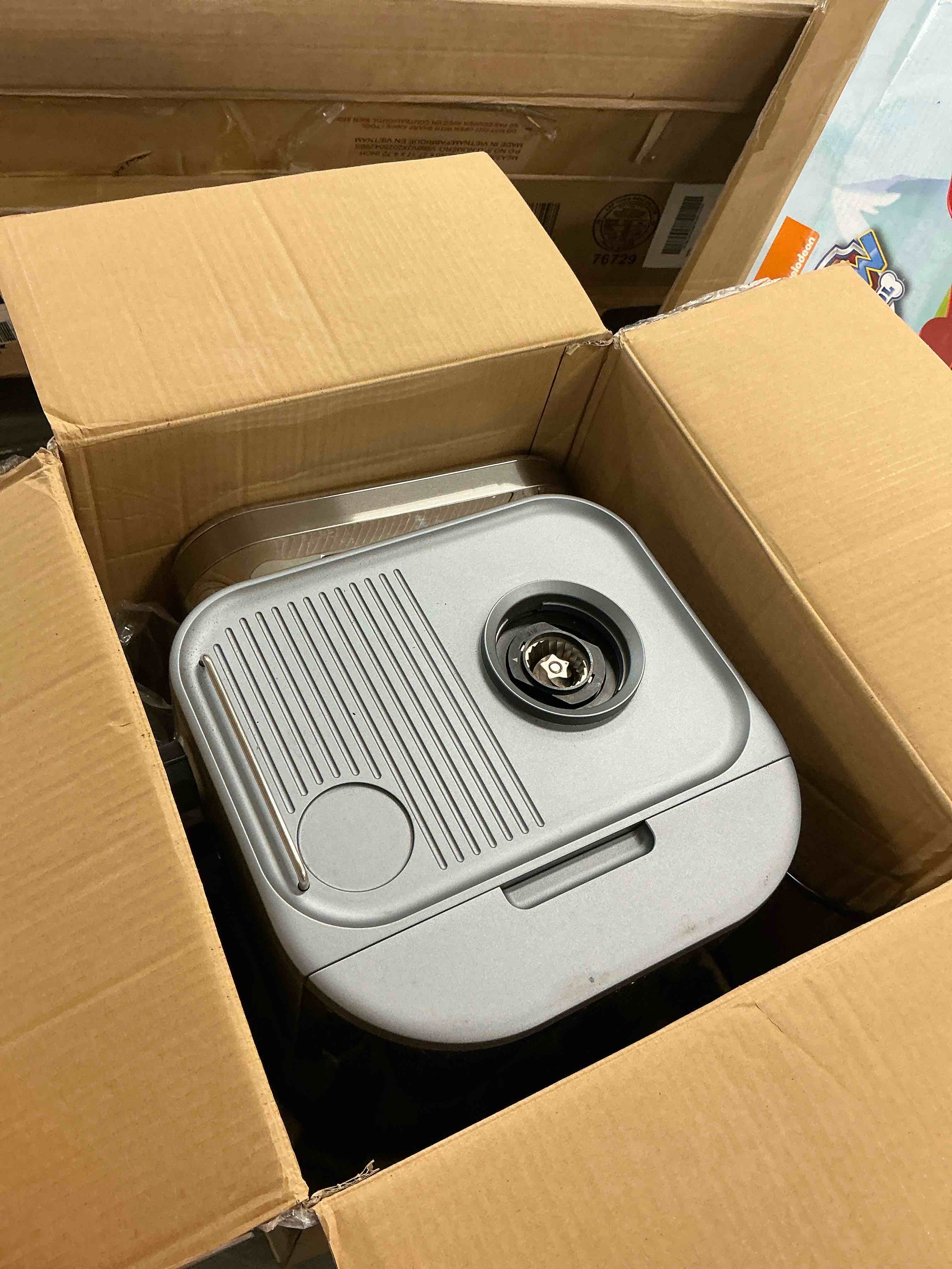 https://s3.amazonaws.com/lotting-images-prod/EmanualPiazza/PPE3664812_1758307973388.jpeg