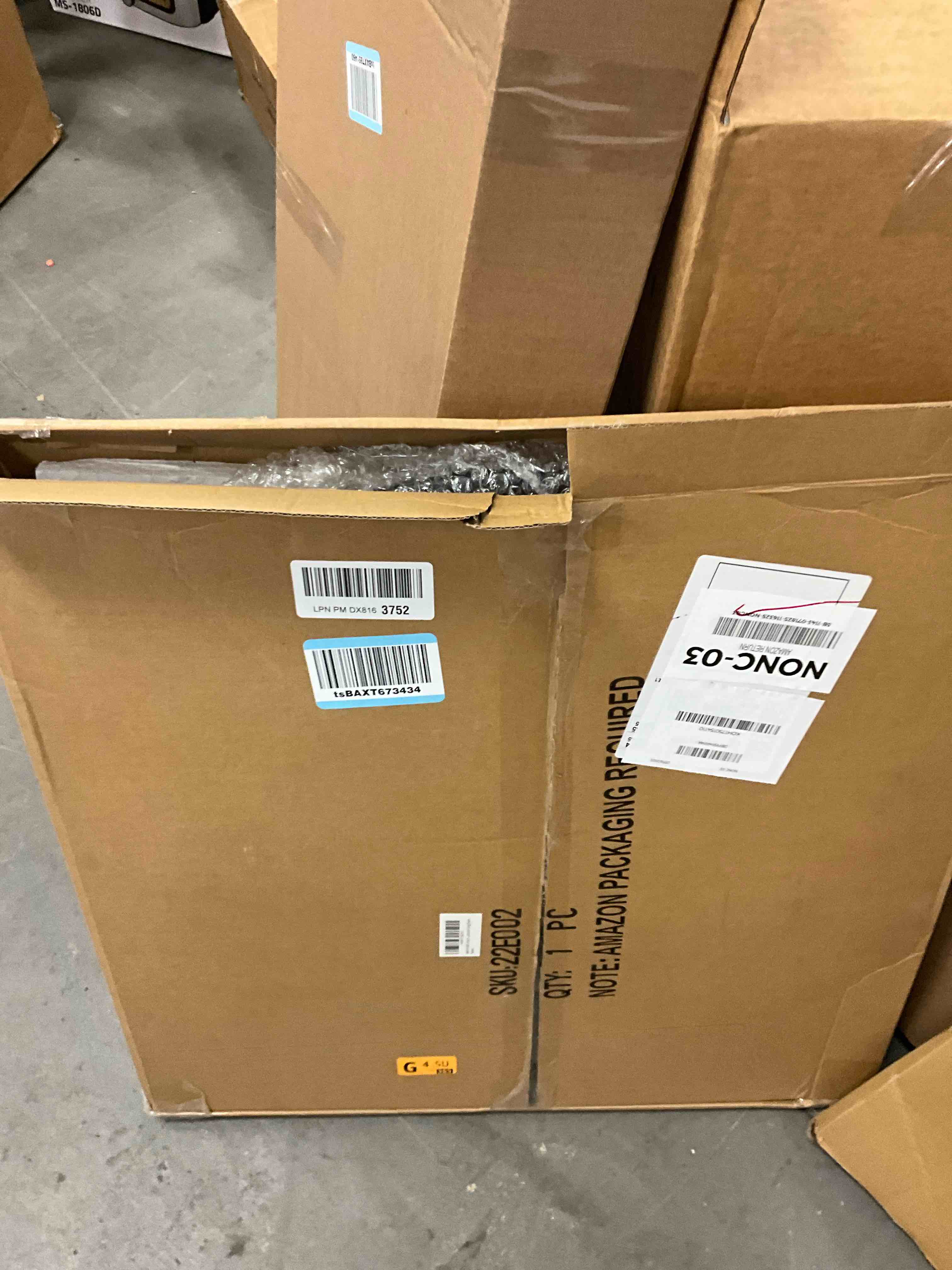 https://s3.amazonaws.com/lotting-images-prod/EmanualPiazza/PPE3664834_1758387861174.jpeg