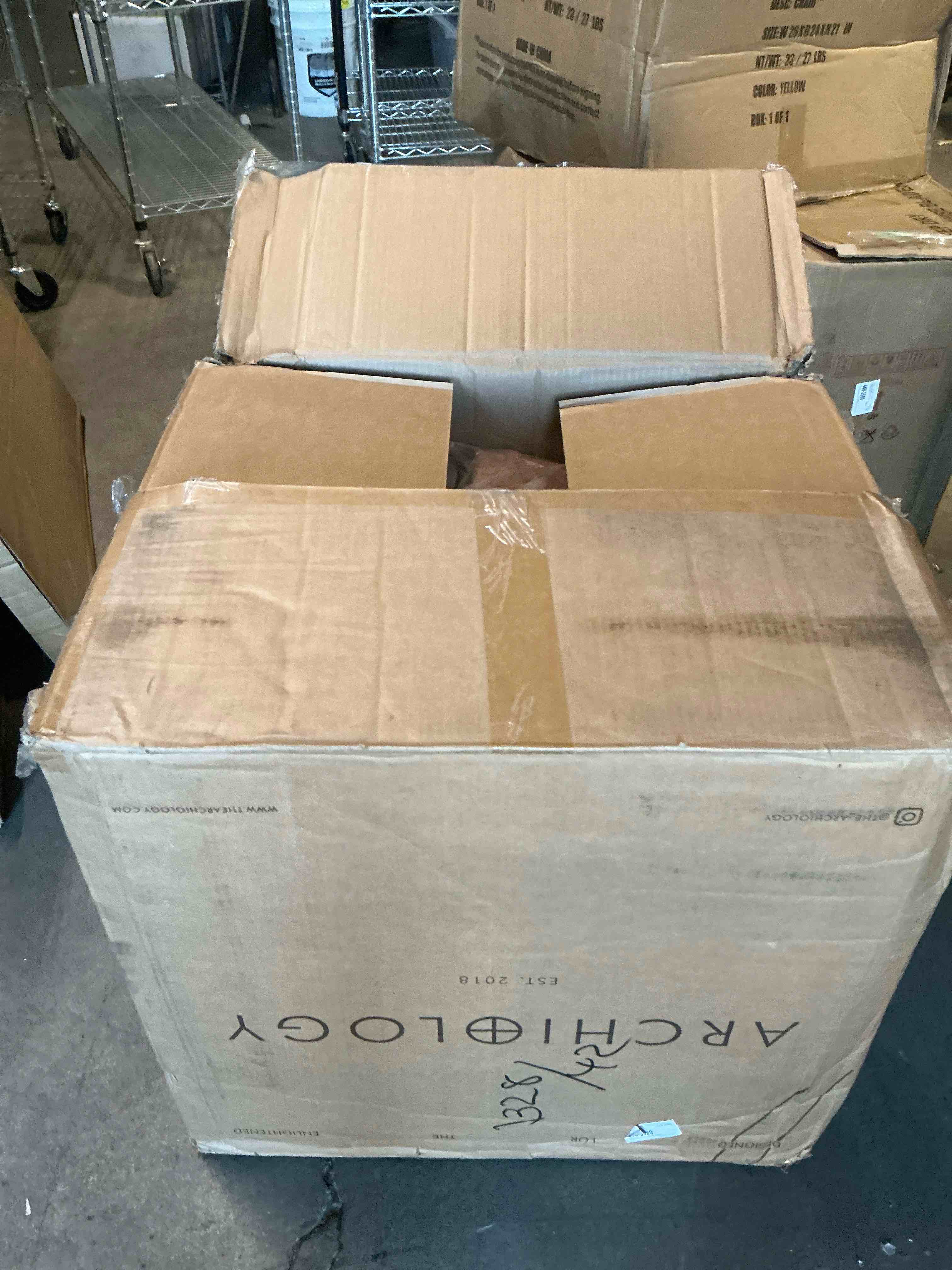 https://s3.amazonaws.com/lotting-images-prod/EmanualPiazza/PPE3665032_1760098614255.jpeg