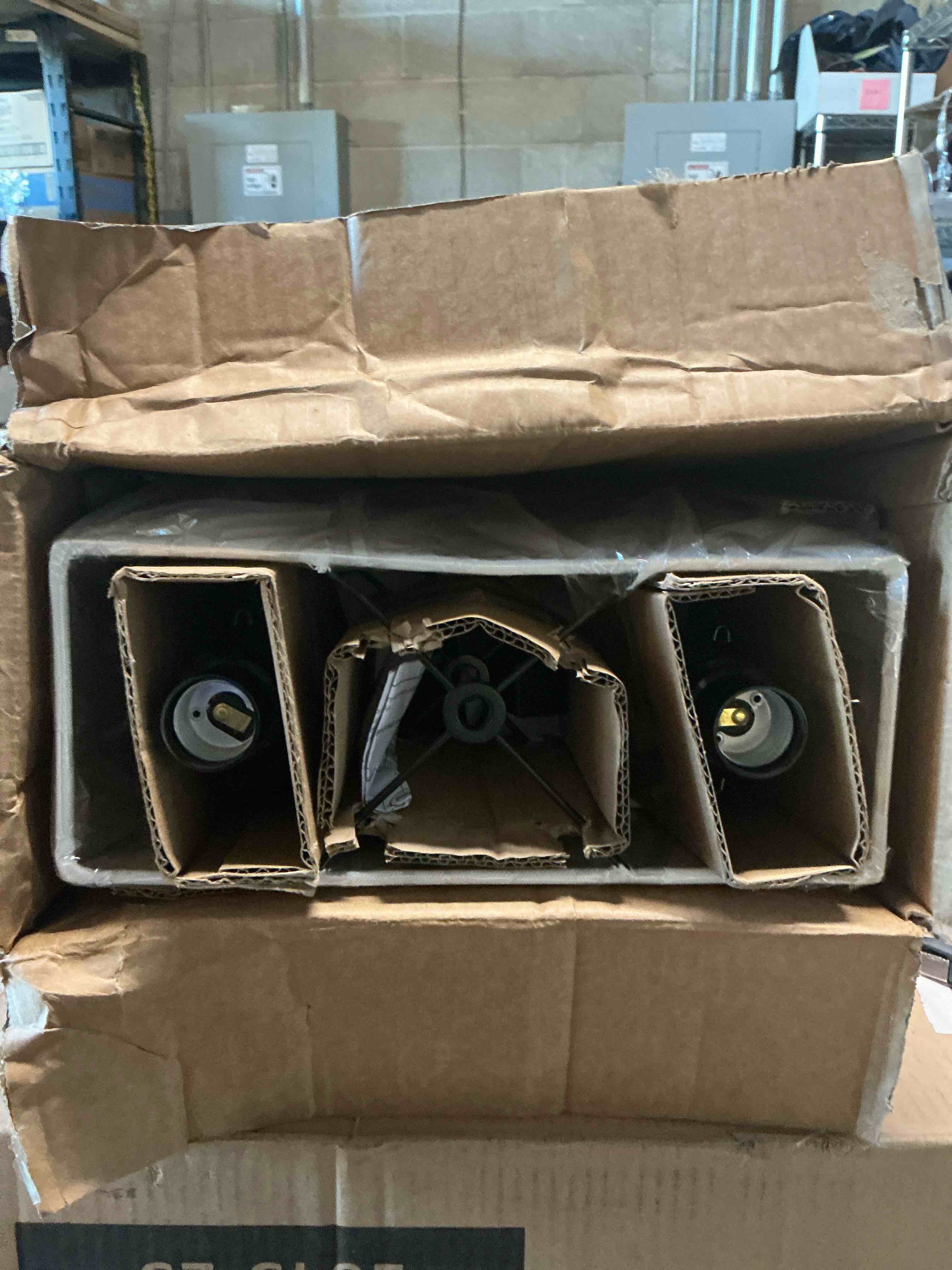 https://s3.amazonaws.com/lotting-images-prod/EmanualPiazza/PPE3665034_1760098965802.jpeg