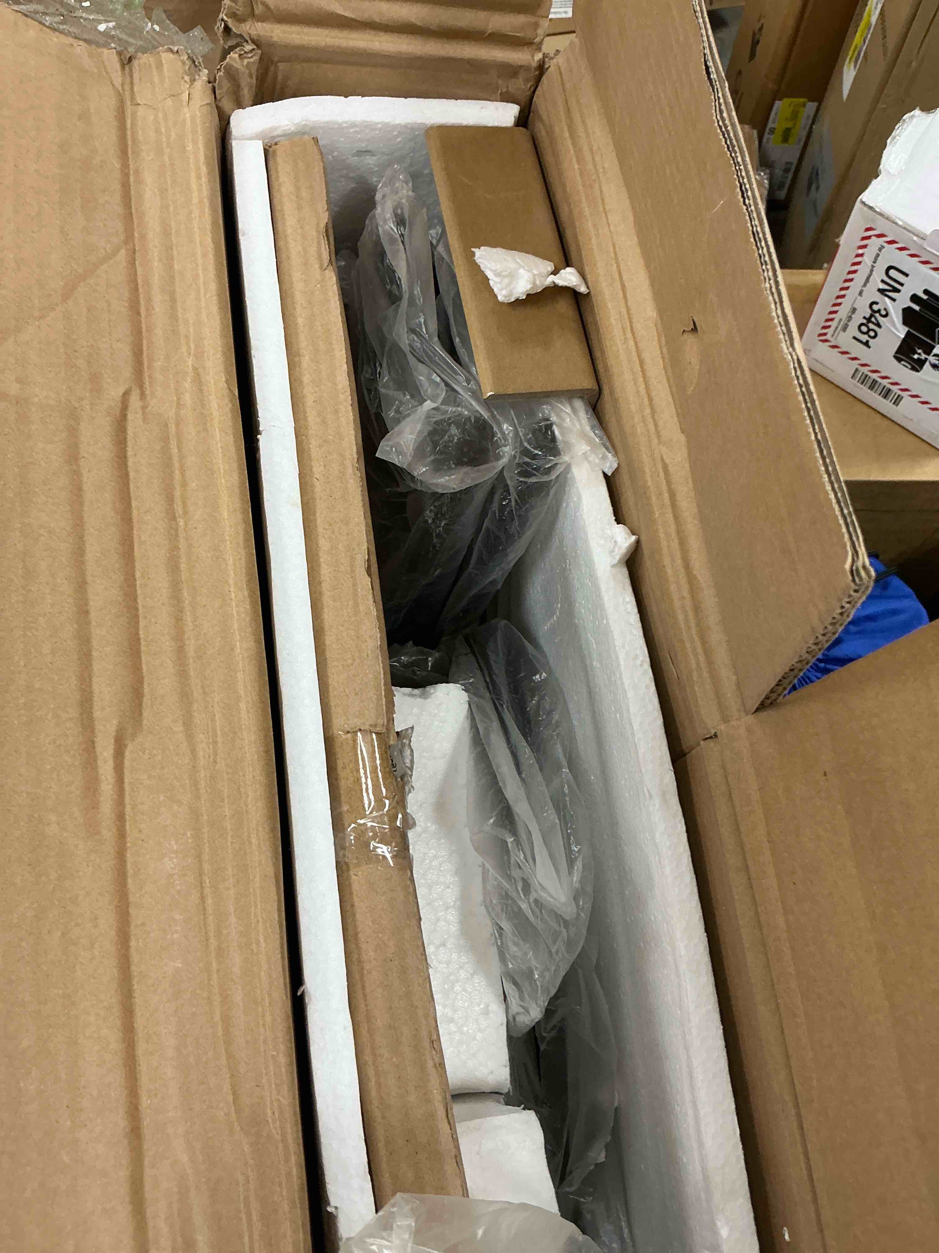 https://s3.amazonaws.com/lotting-images-prod/EmanualPiazza/PPE3665164_1759423078818.jpeg