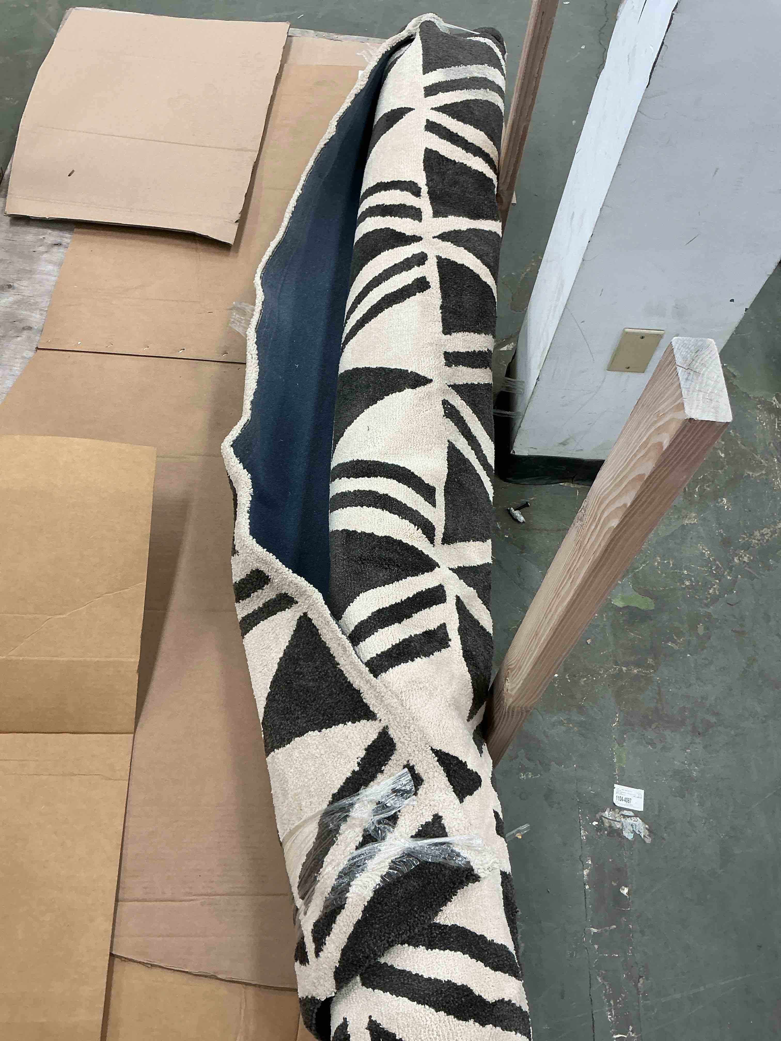 https://s3.amazonaws.com/lotting-images-prod/EmanualPiazza/PPE3665245_1759767022585.jpeg