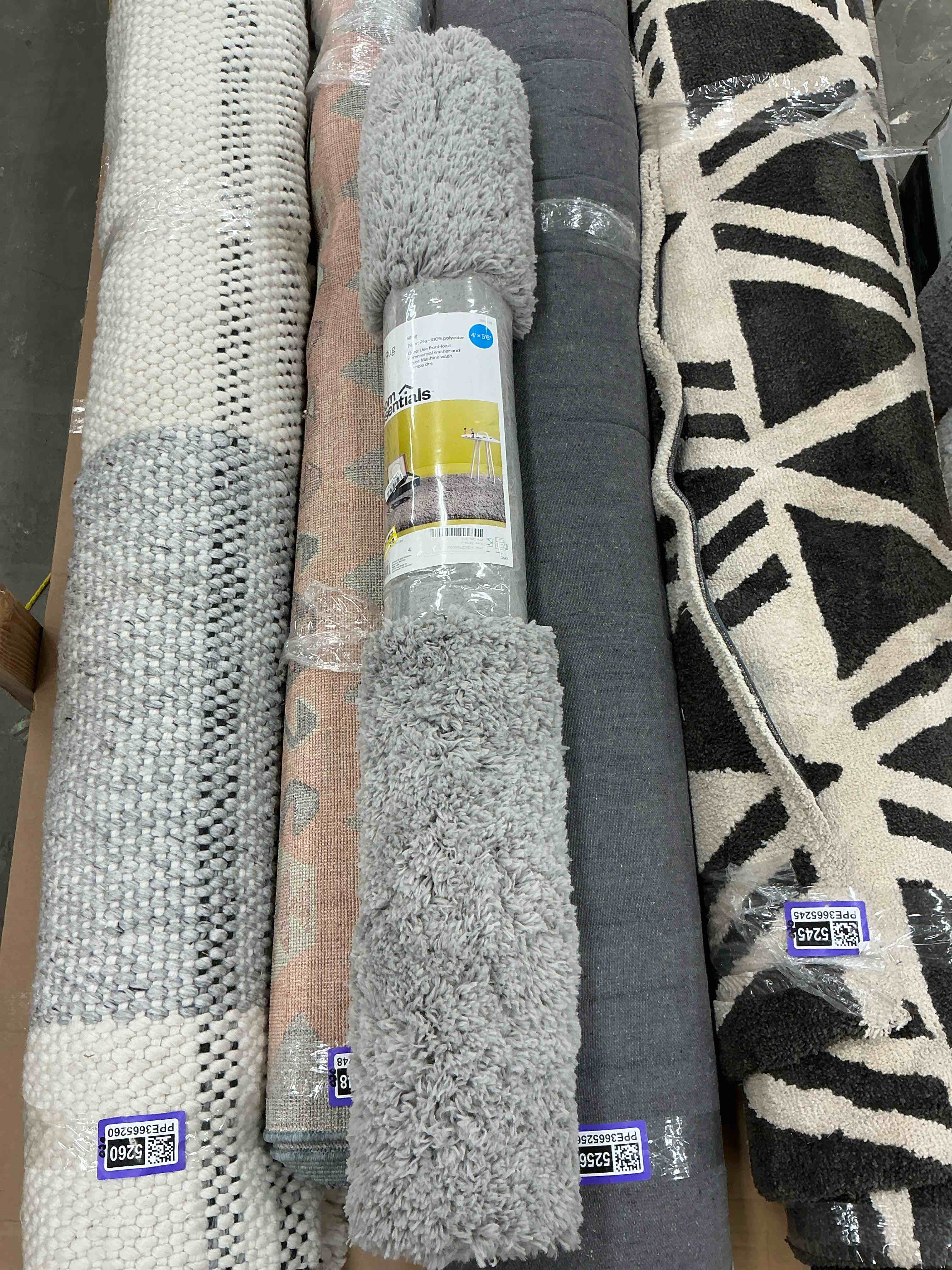 https://s3.amazonaws.com/lotting-images-prod/EmanualPiazza/PPE3665261_1759773854175.jpeg