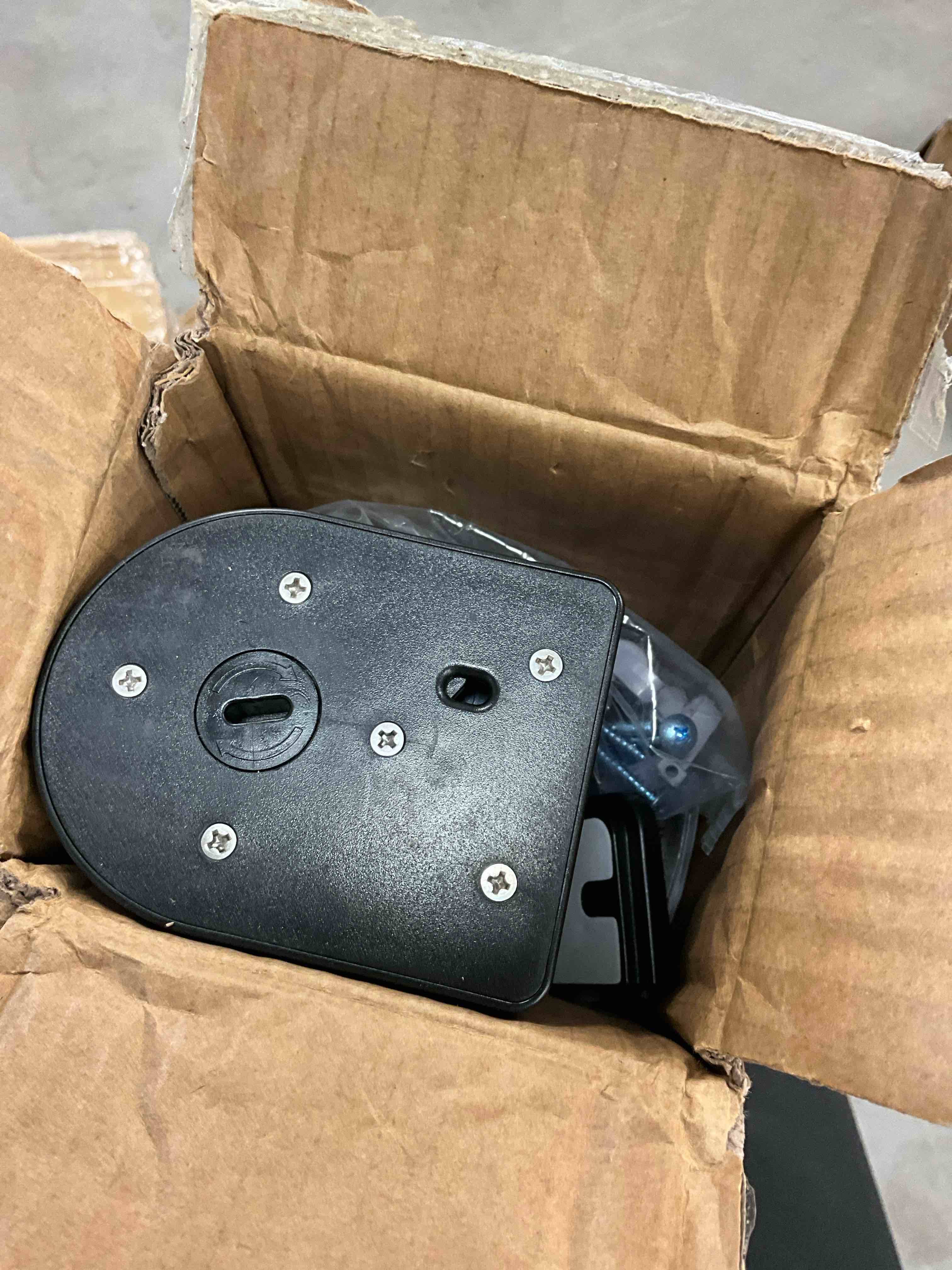 https://s3.amazonaws.com/lotting-images-prod/EmanualPiazza/PPE3665557_1760120180559.jpeg