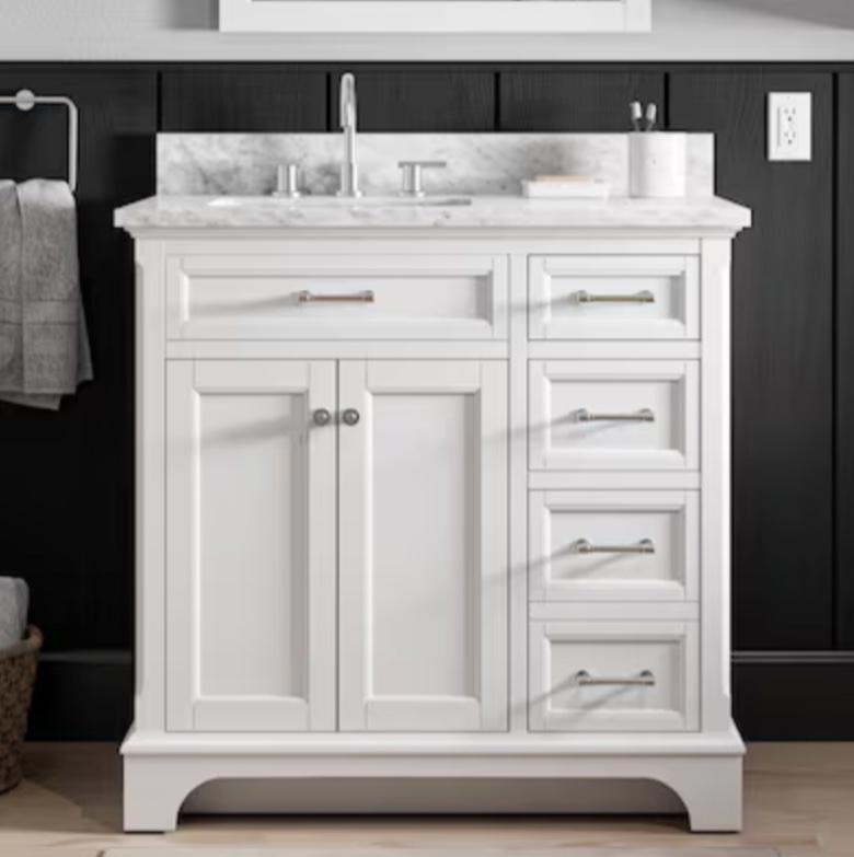 Vanity Only Auction in Mason!