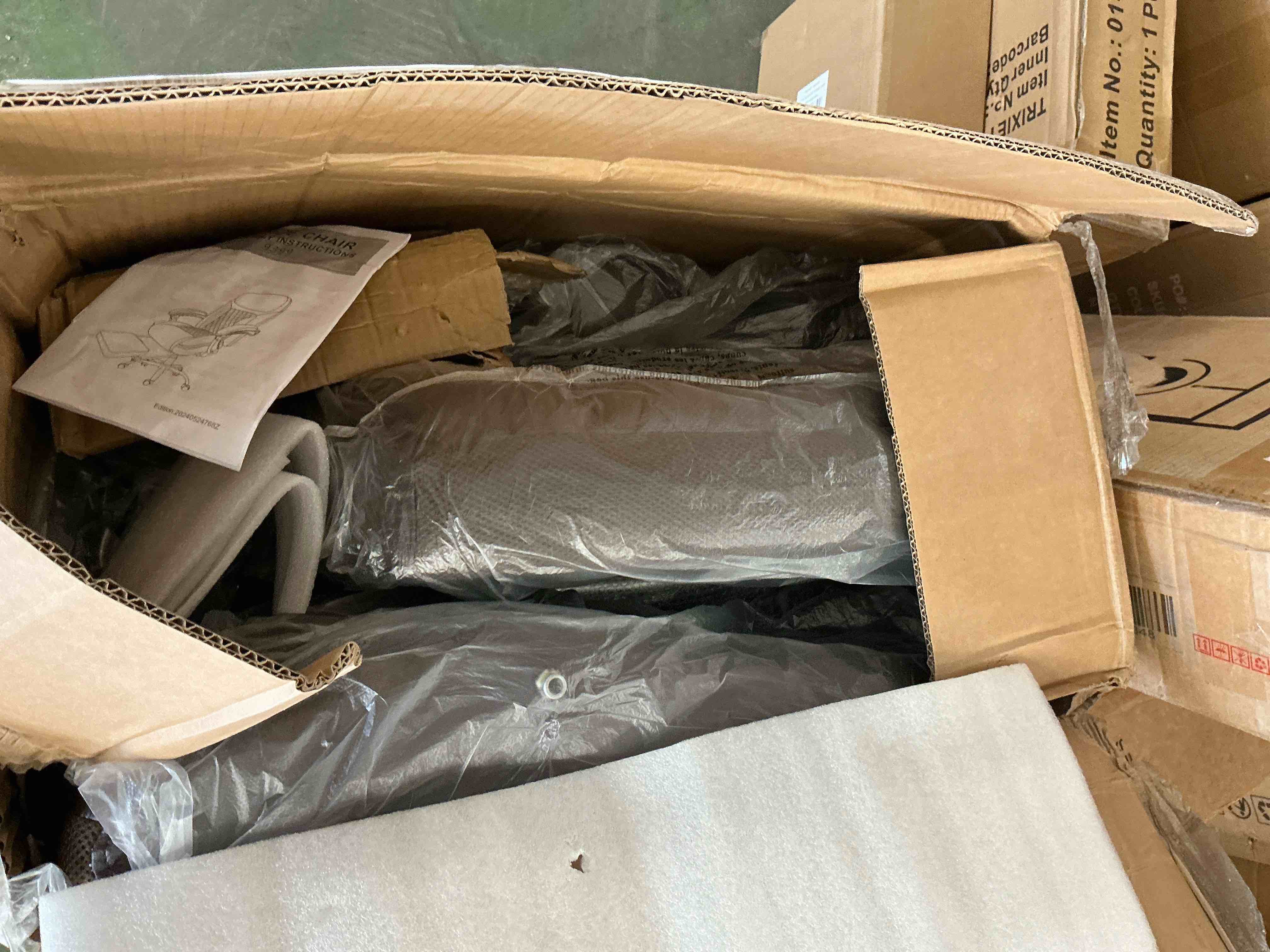 https://s3.amazonaws.com/lotting-images-prod/EmanualPiazza/PPE3666146_1761240660309.jpeg