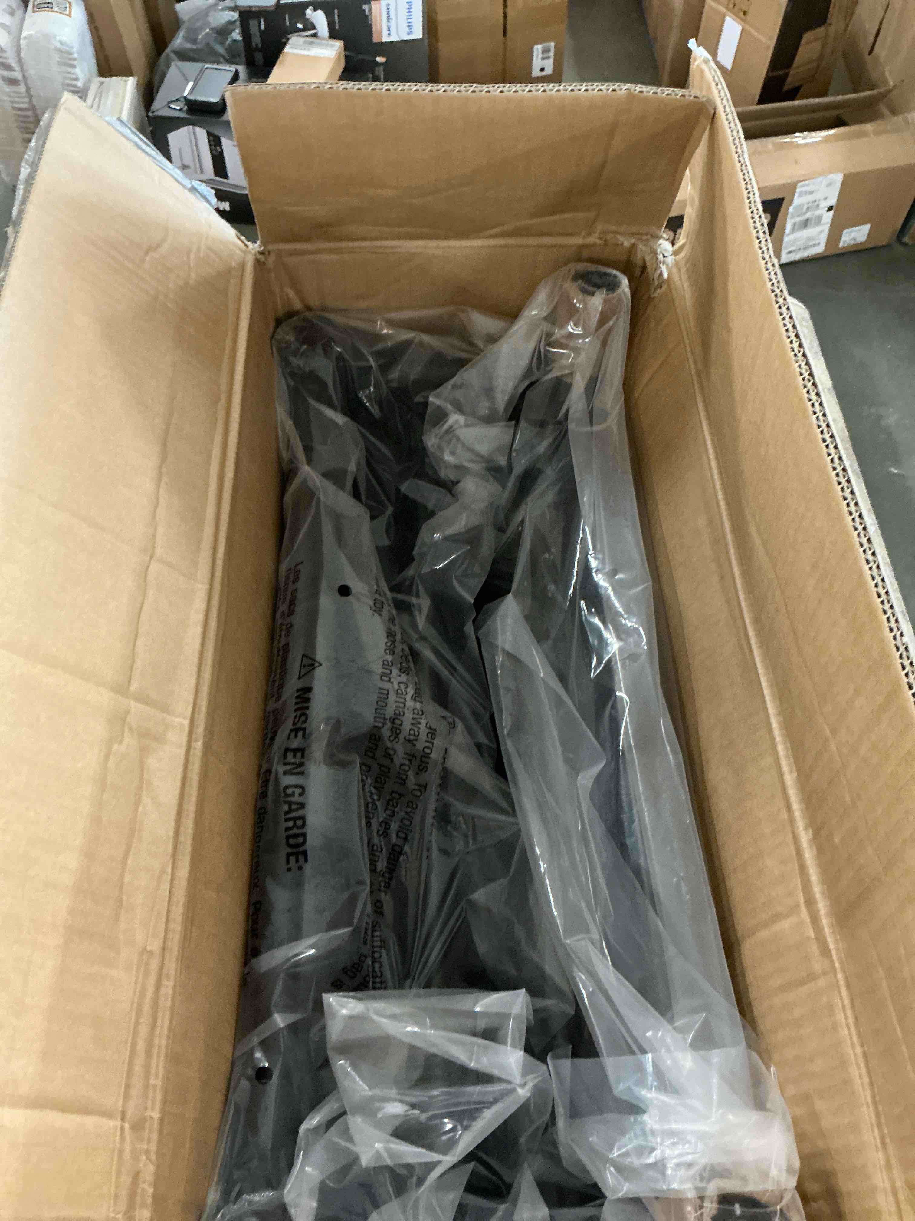 https://s3.amazonaws.com/lotting-images-prod/EmanualPiazza/PPE3666170_1761246873600.jpeg