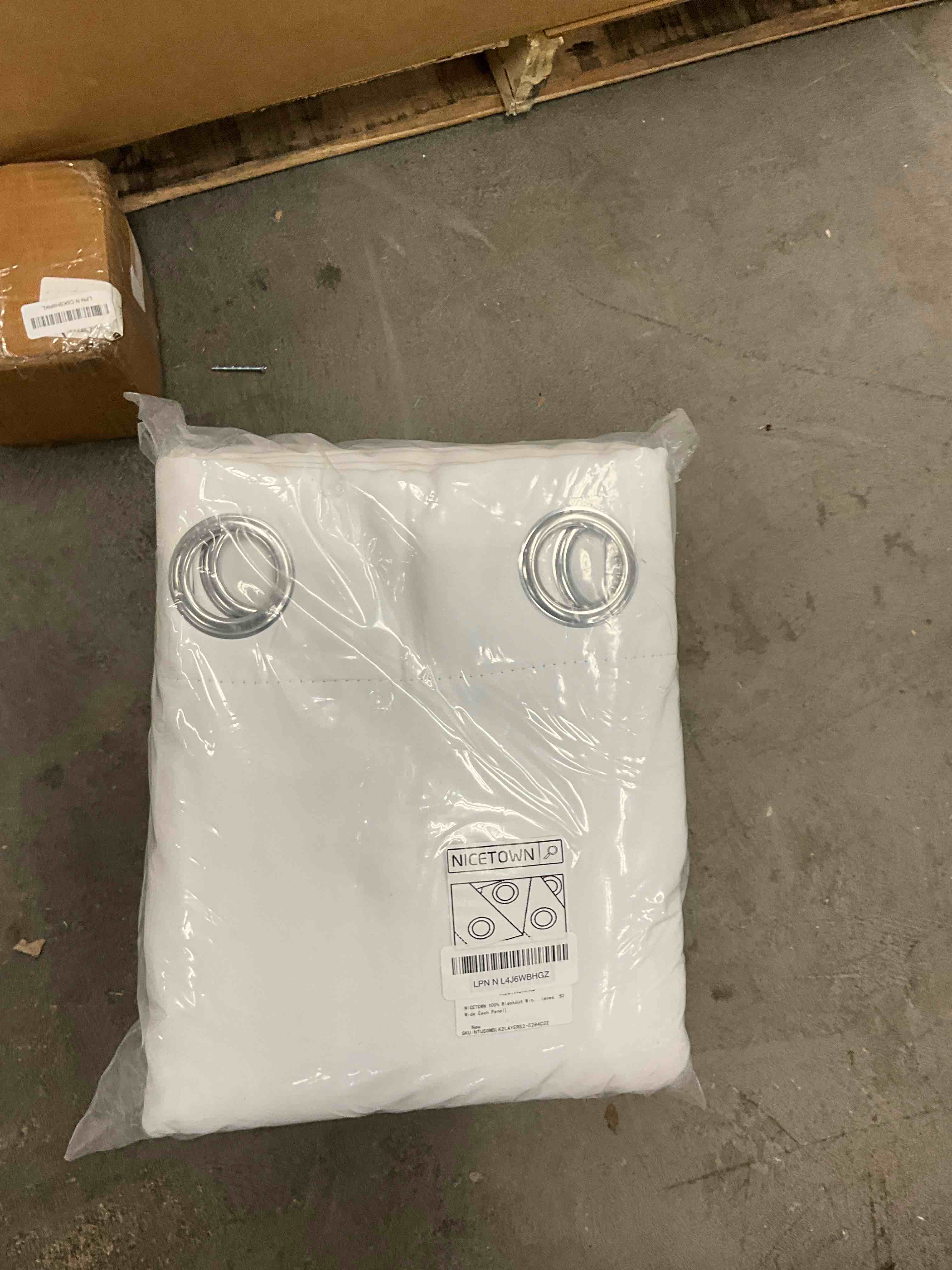 https://s3.amazonaws.com/lotting-images-prod/EmanualPiazza/PPE3668181_1751131405566.jpeg