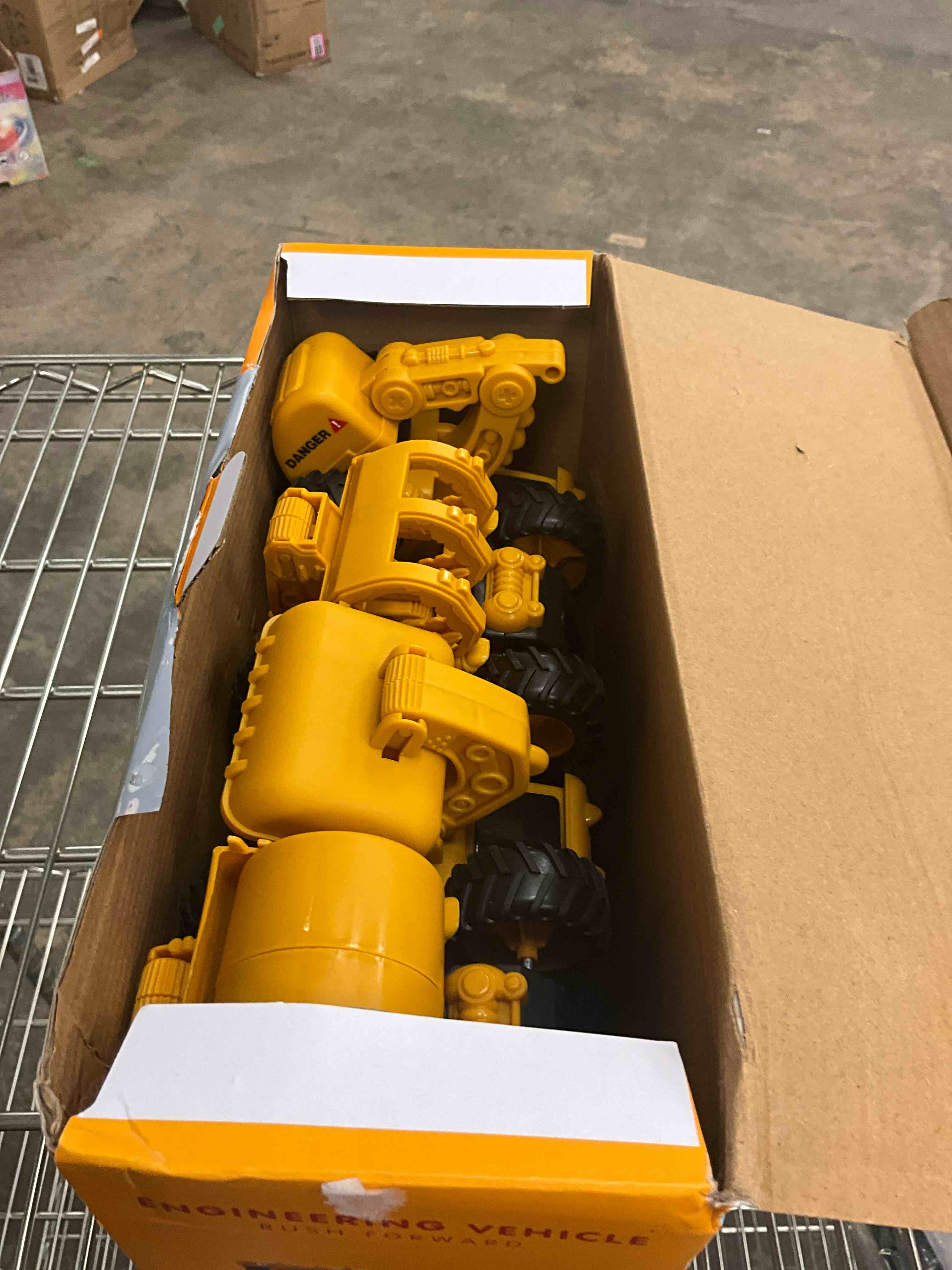 https://s3.amazonaws.com/lotting-images-prod/EmanualPiazza/PPE3668237_1751977644168.jpeg
