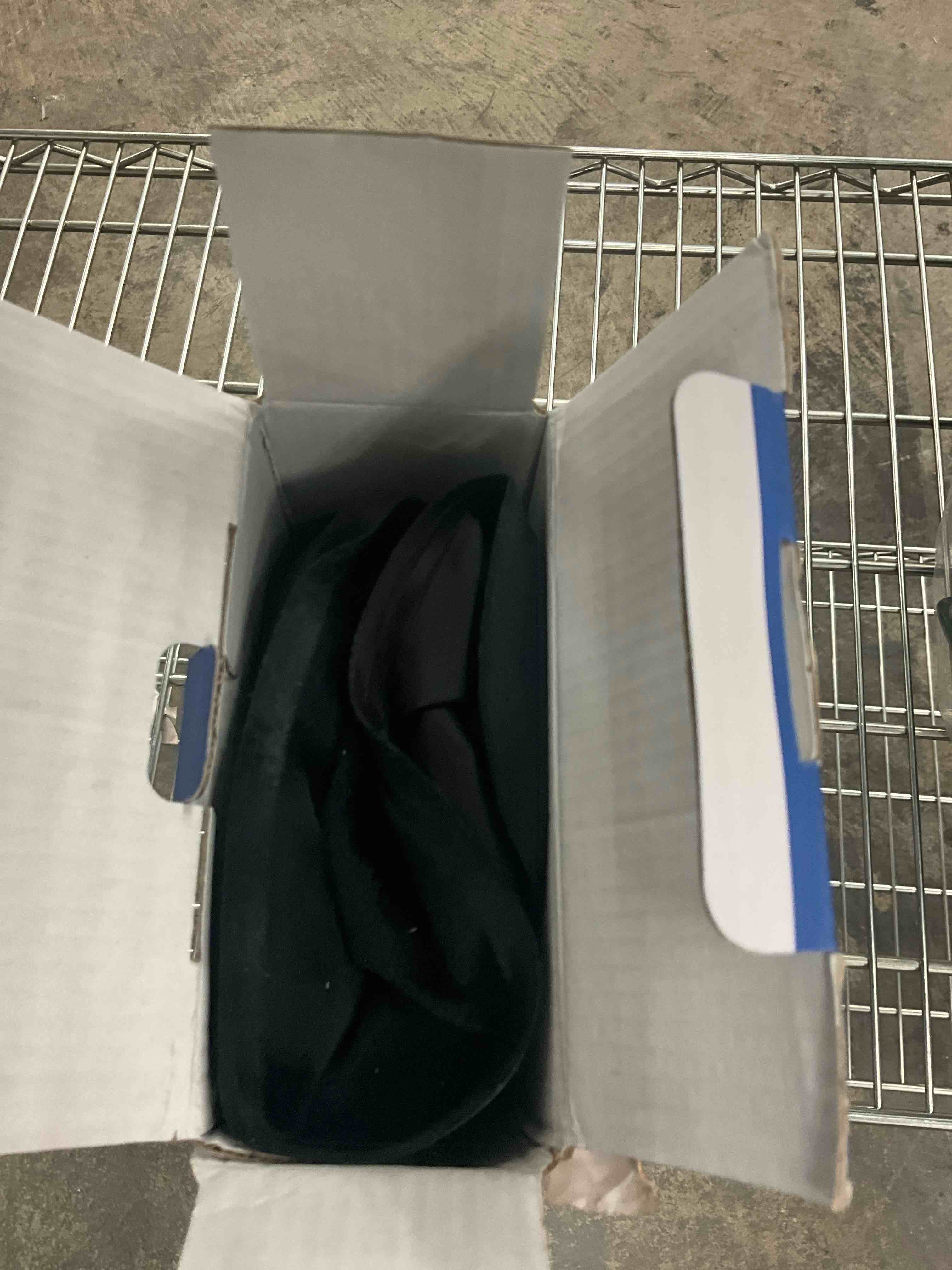 https://s3.amazonaws.com/lotting-images-prod/EmanualPiazza/PPE3668240_1751977345367.jpeg