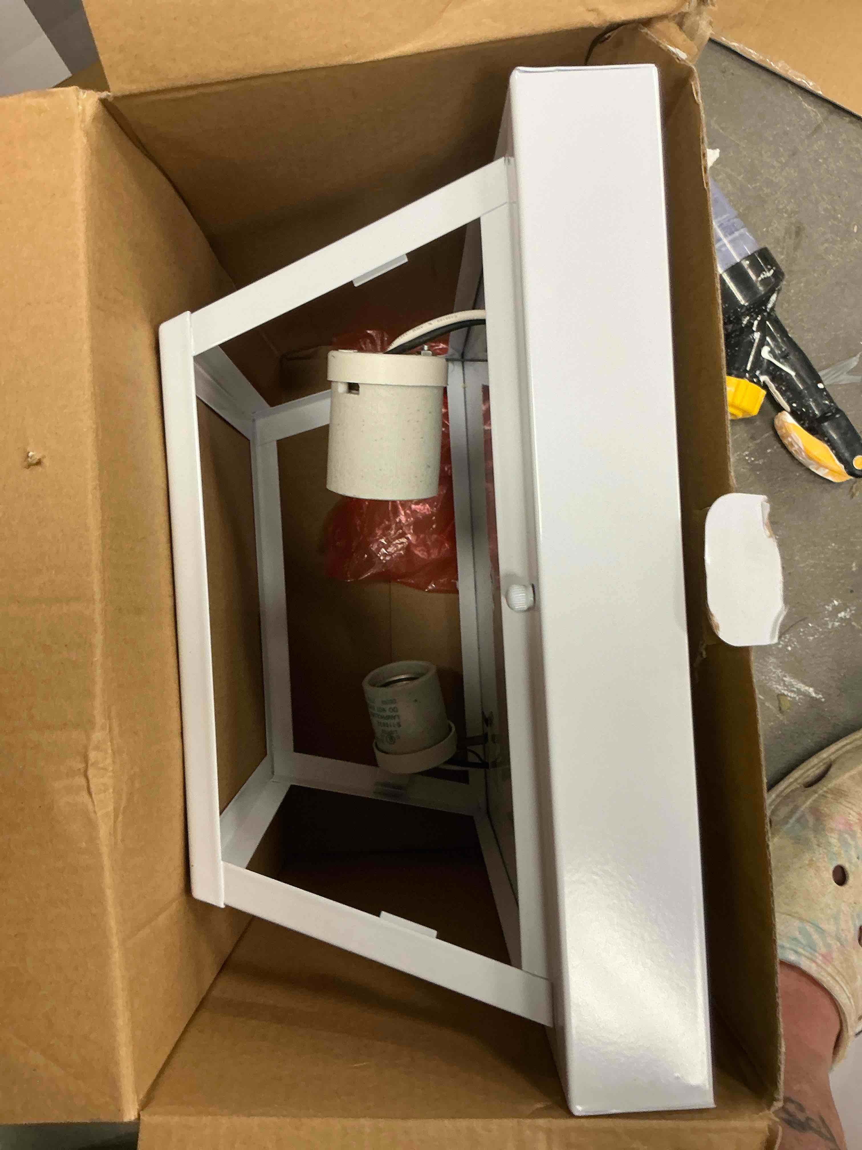 https://s3.amazonaws.com/lotting-images-prod/EmanualPiazza/PPE3668451_1752518191314.jpeg