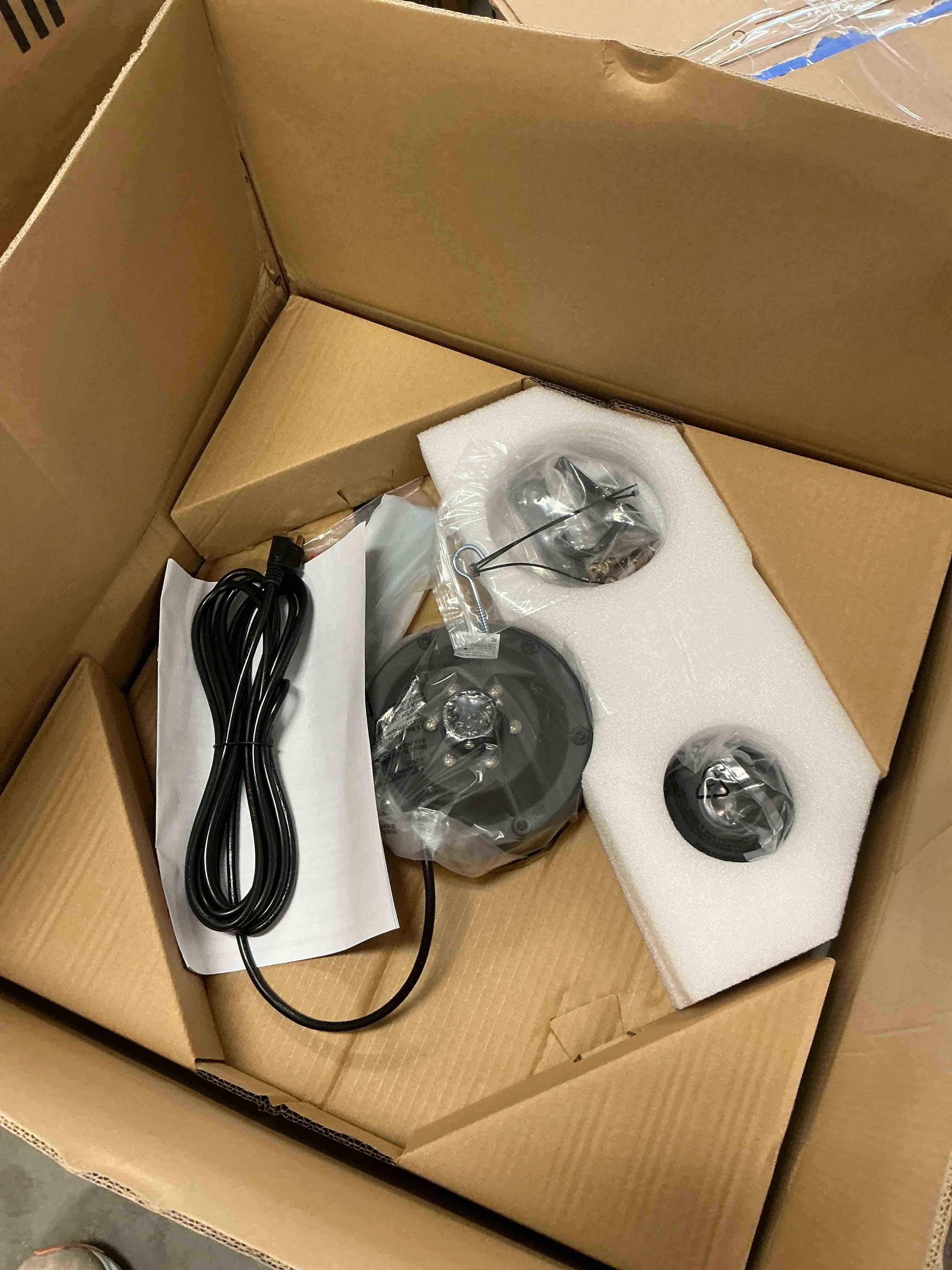 https://s3.amazonaws.com/lotting-images-prod/EmanualPiazza/PPE3668642_1753118119433.jpeg
