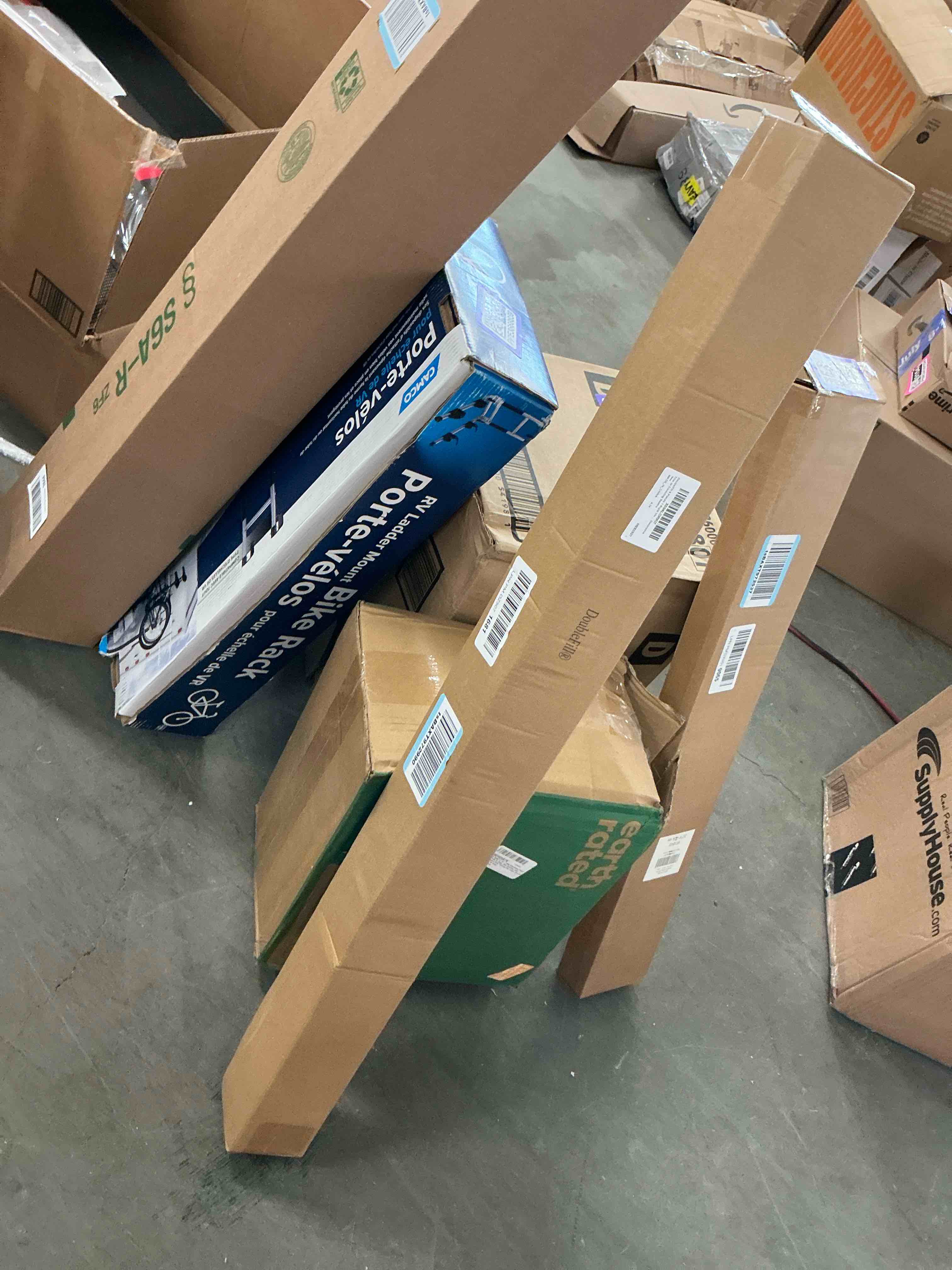 https://s3.amazonaws.com/lotting-images-prod/EmanualPiazza/PPE3668655_1753116945096.jpeg