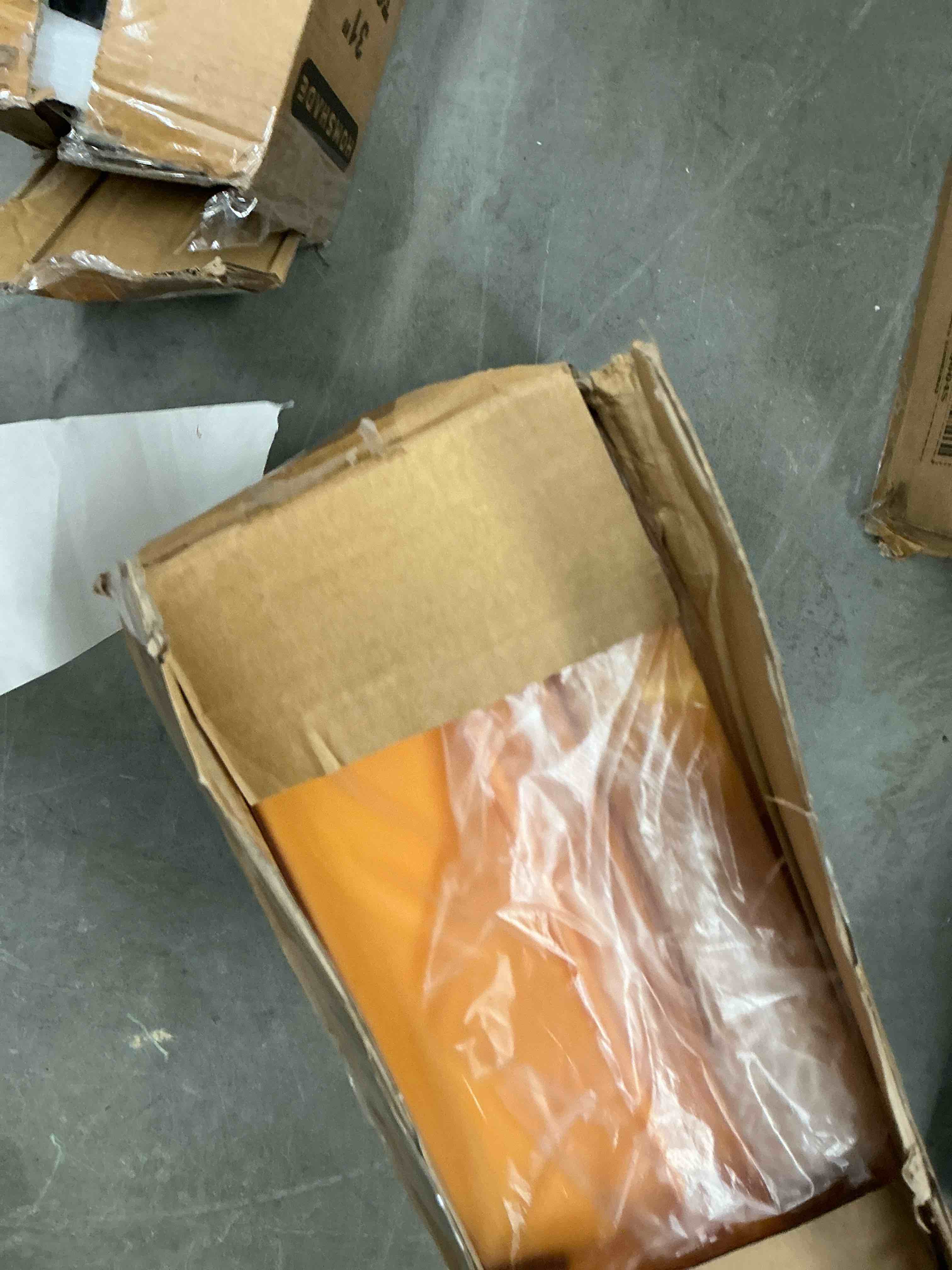https://s3.amazonaws.com/lotting-images-prod/EmanualPiazza/PPE3668787_1753738389397.jpeg