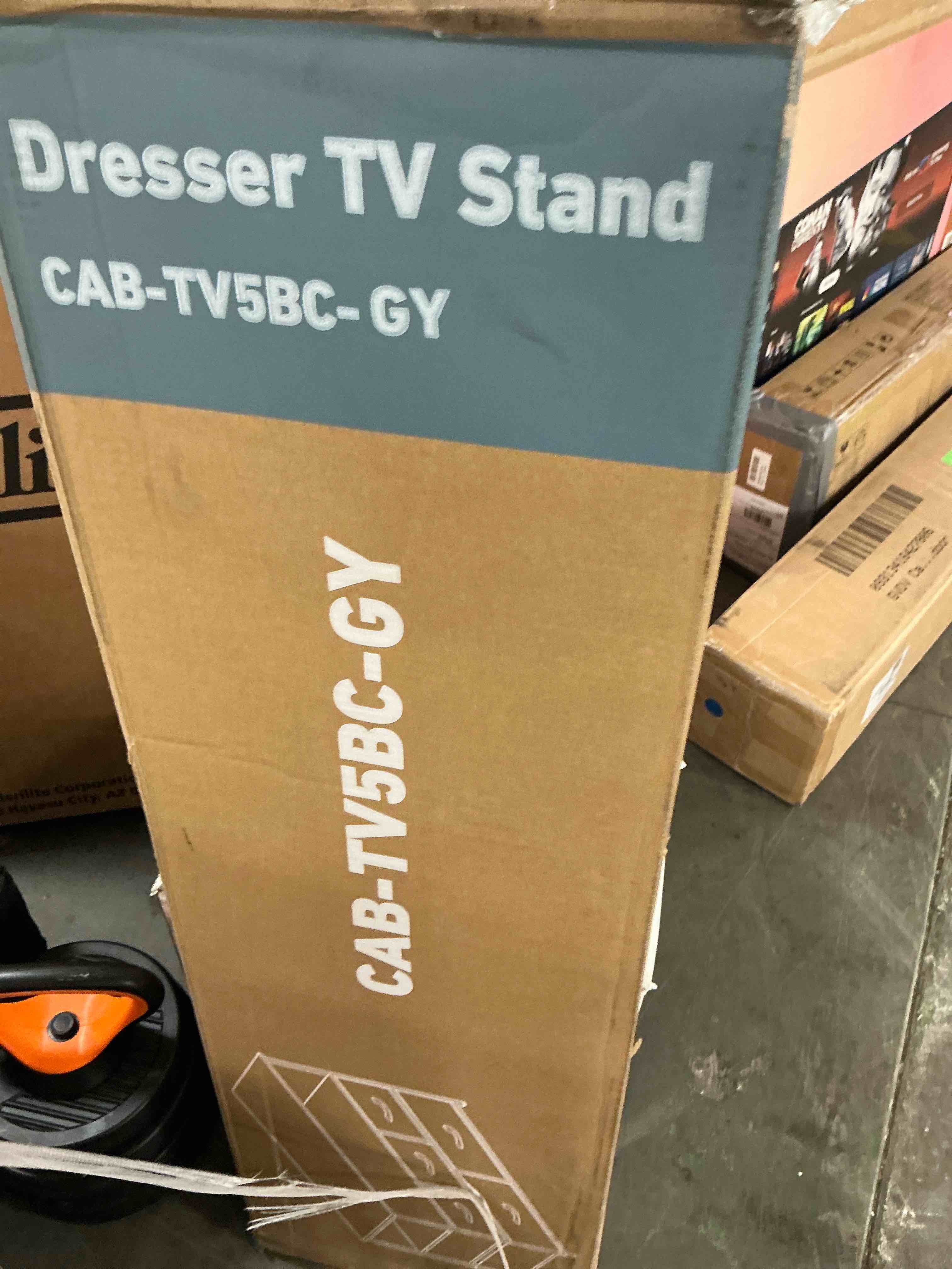 https://s3.amazonaws.com/lotting-images-prod/EmanualPiazza/PPE3668828_1753736054029.jpeg
