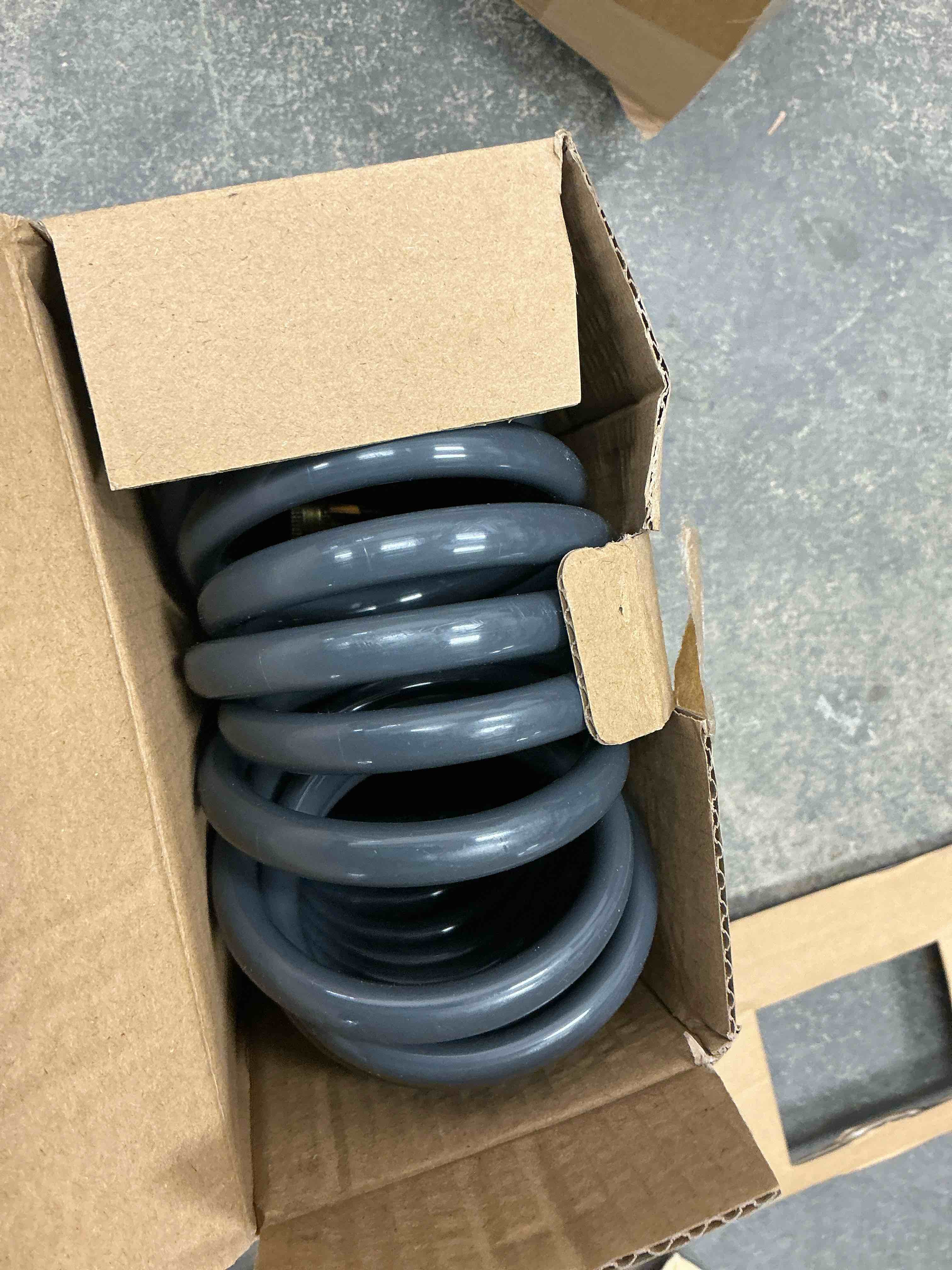 https://s3.amazonaws.com/lotting-images-prod/EmanualPiazza/PPE3668900_1754328789424.jpeg