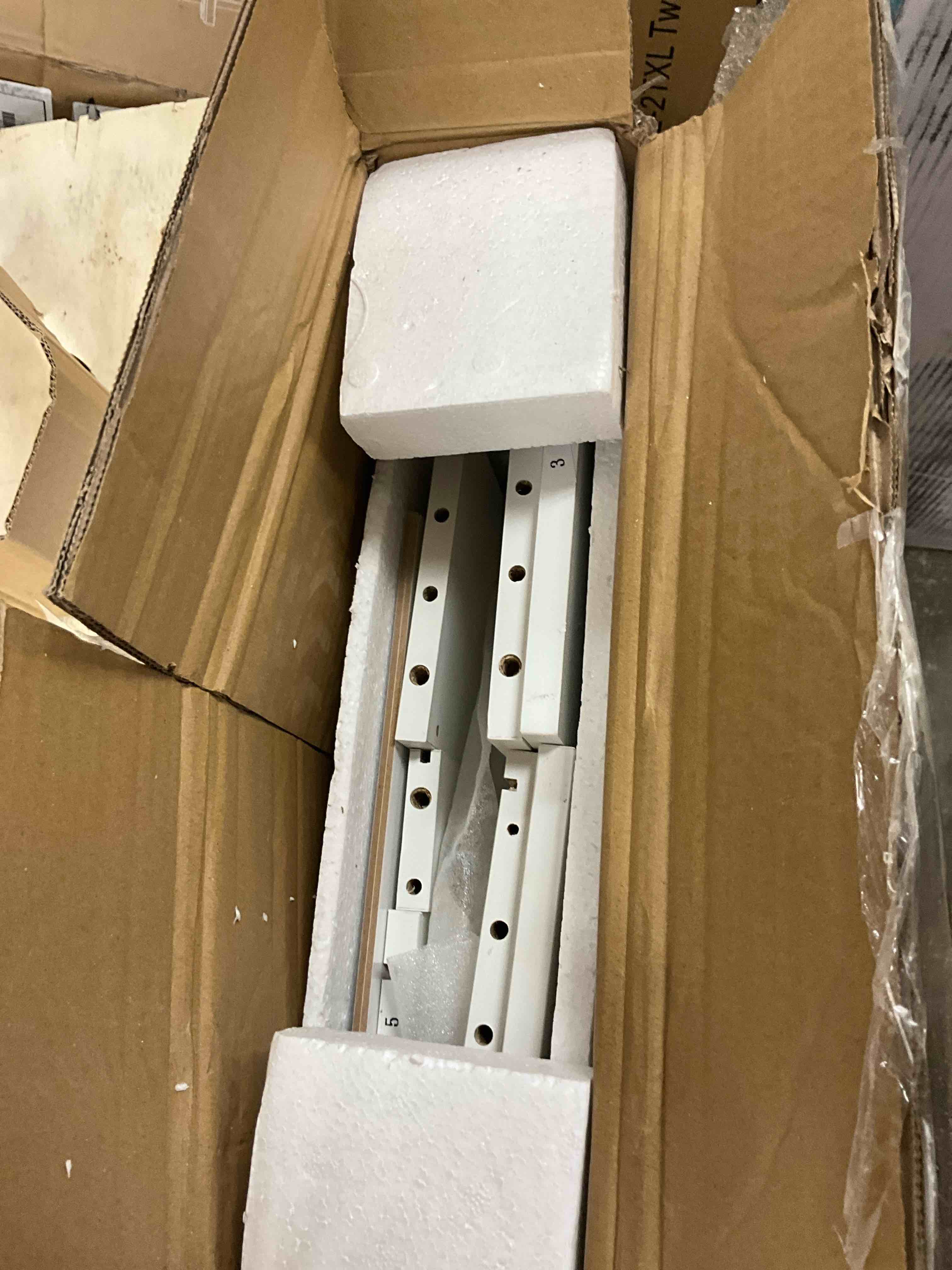 https://s3.amazonaws.com/lotting-images-prod/EmanualPiazza/PPE3668967_1754426724026.jpeg