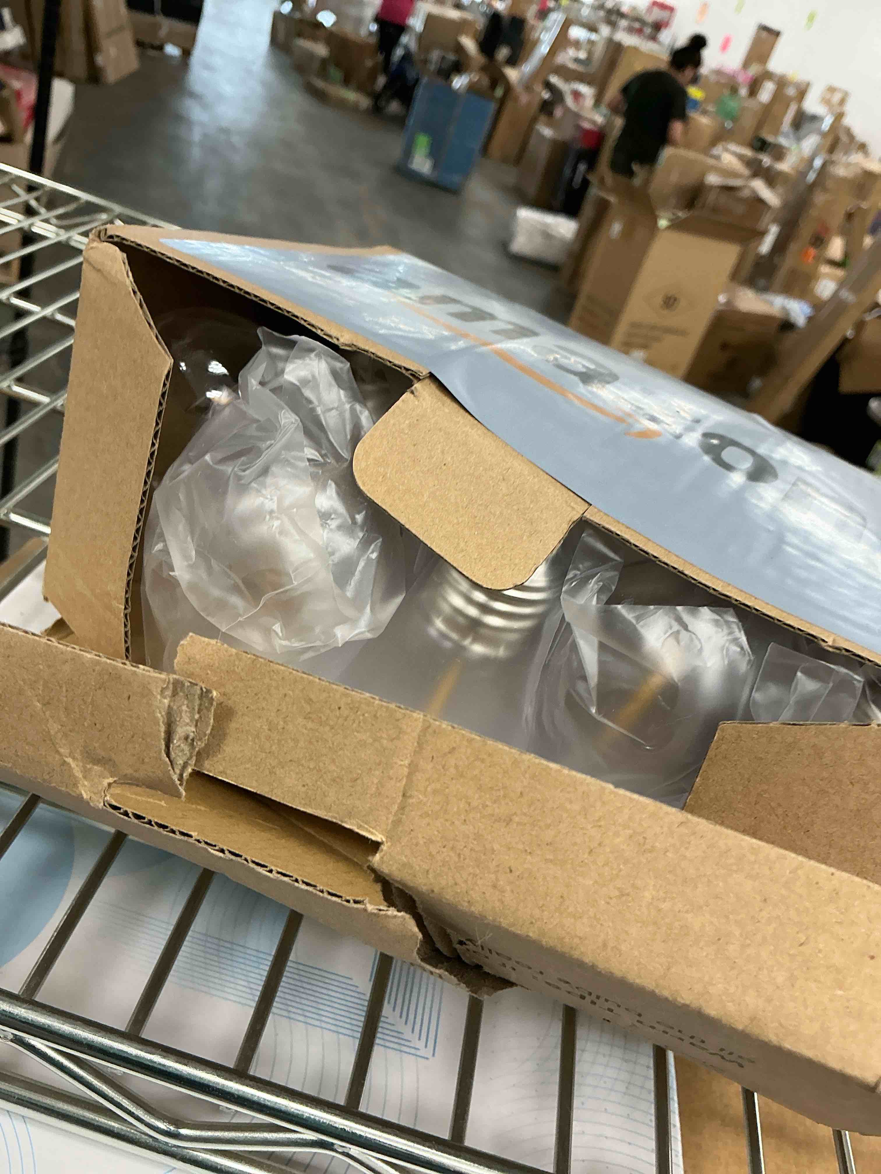 https://s3.amazonaws.com/lotting-images-prod/EmanualPiazza/PPE3669092_1754493176382.jpeg