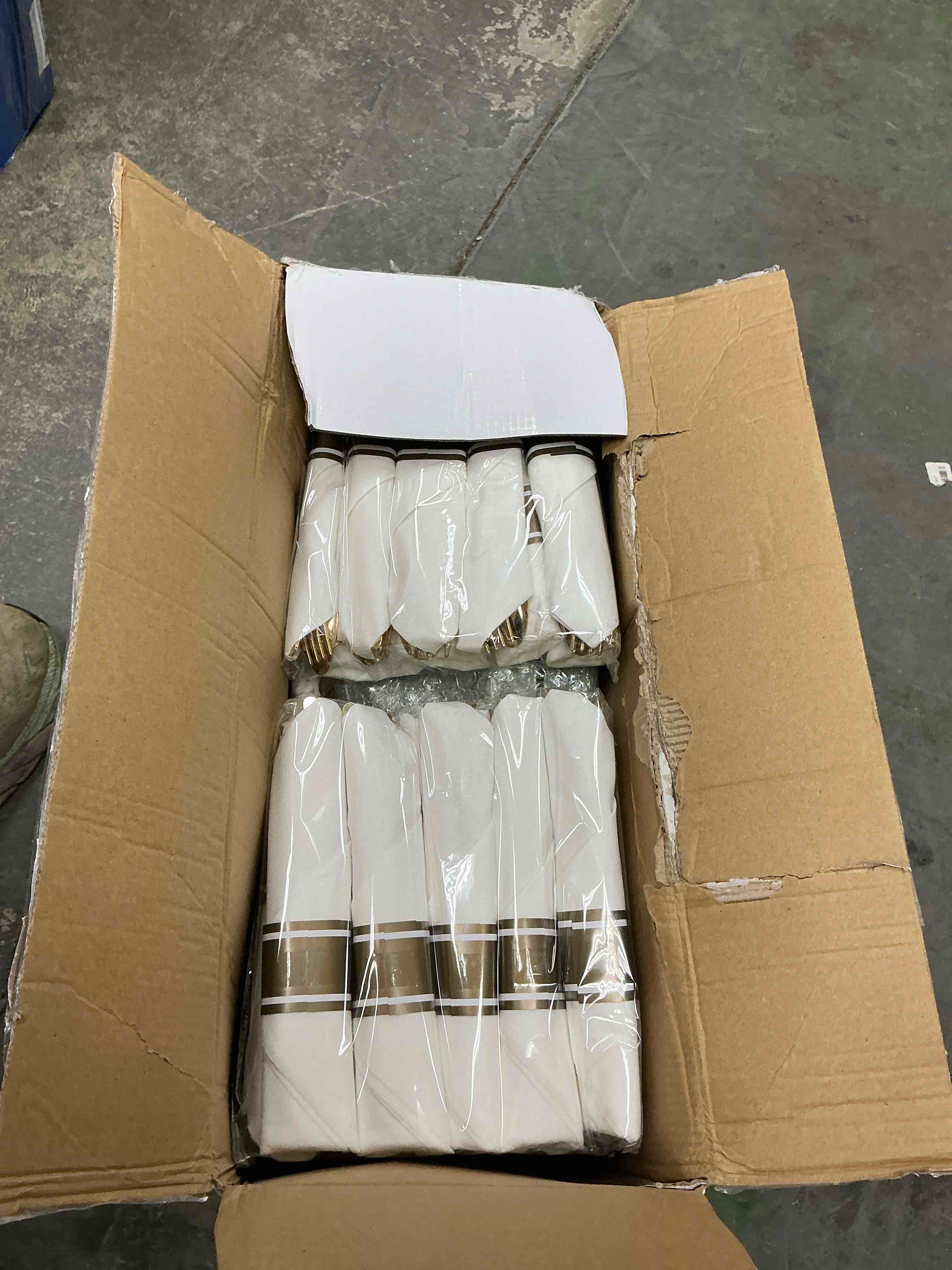 https://s3.amazonaws.com/lotting-images-prod/EmanualPiazza/PPE3669096_1754492497541.jpeg