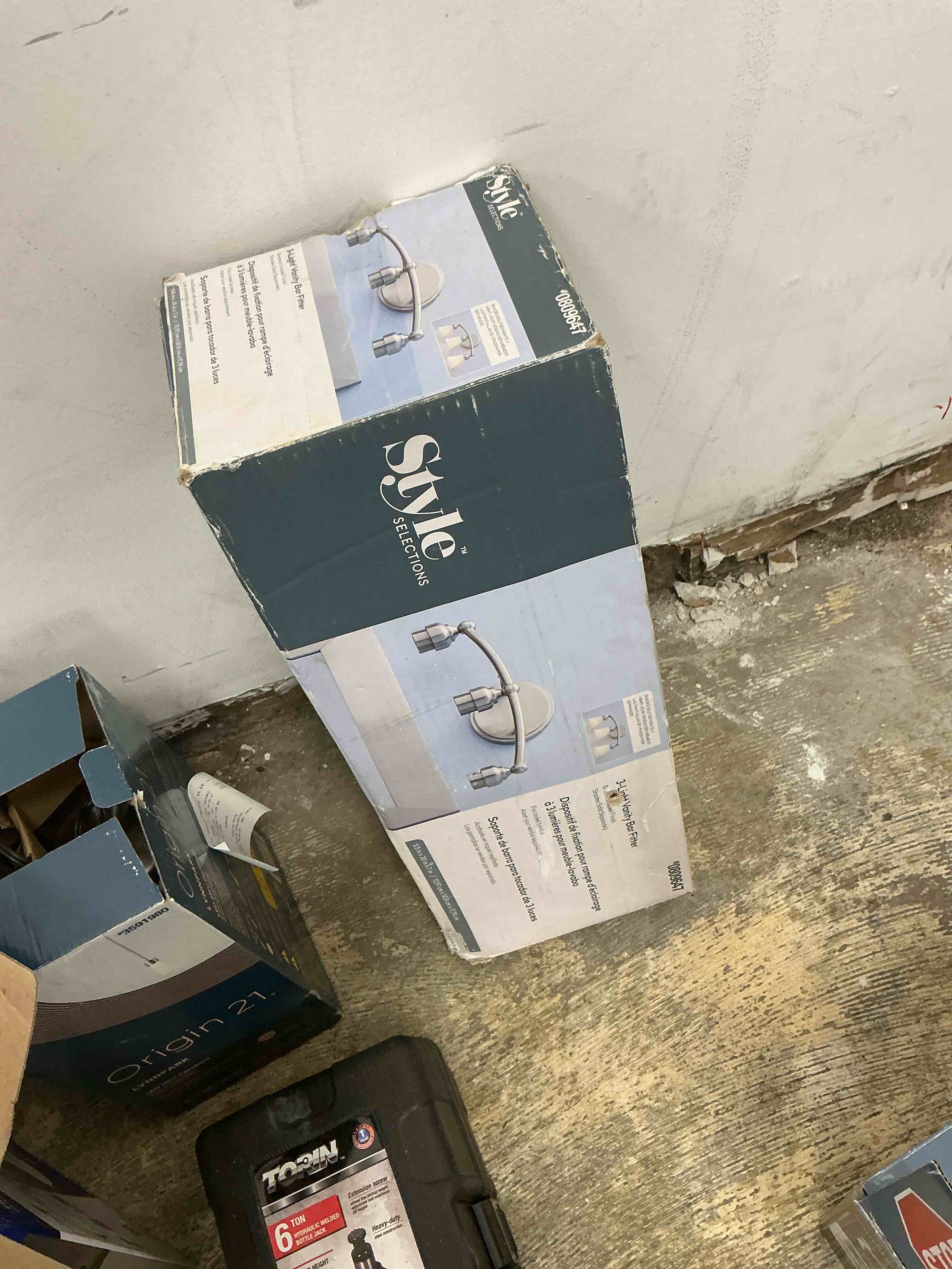 https://s3.amazonaws.com/lotting-images-prod/EmanualPiazza/PPE3669321_1755099698633.jpeg