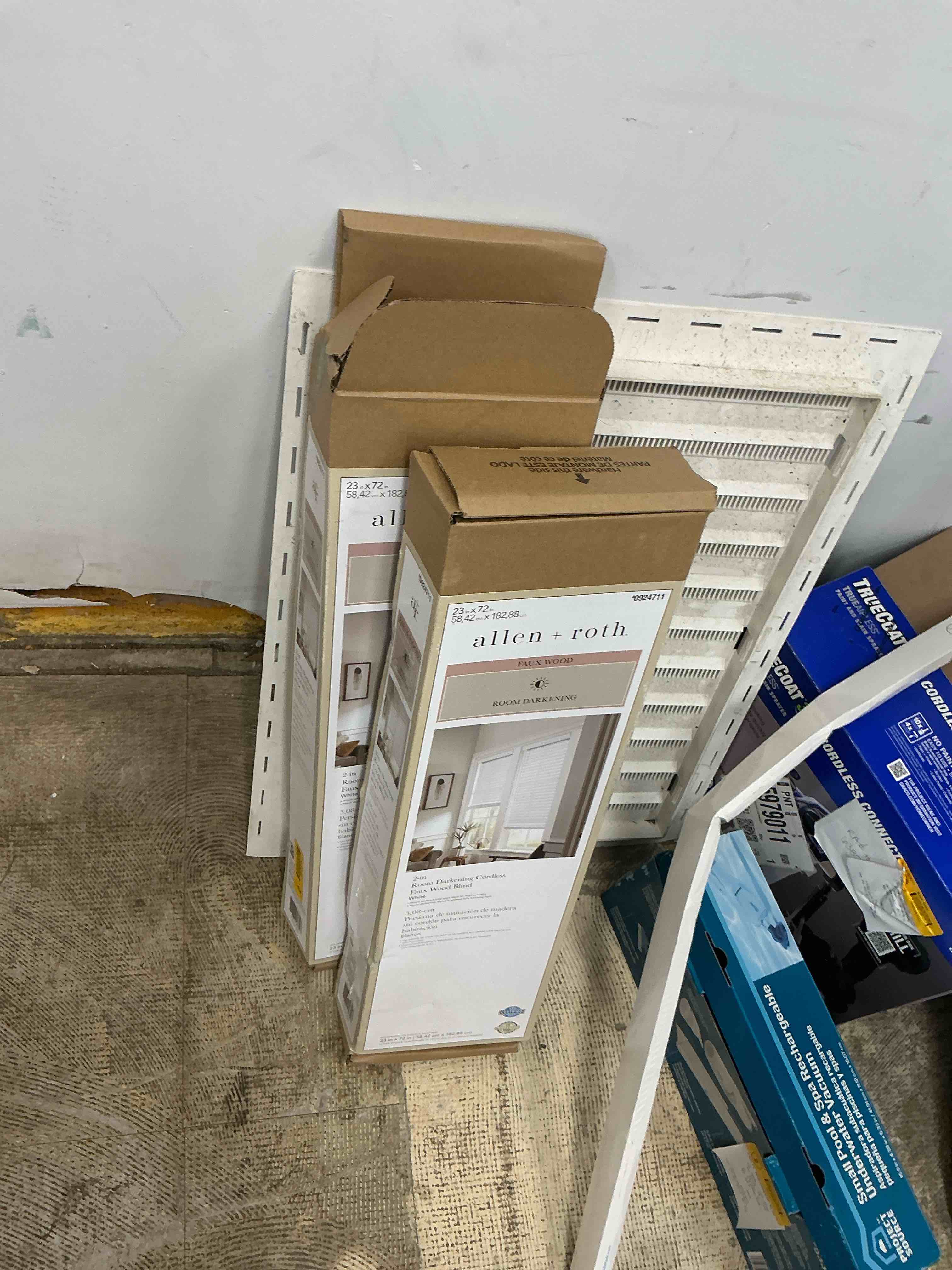 https://s3.amazonaws.com/lotting-images-prod/EmanualPiazza/PPE3669328_1755098712706.jpeg