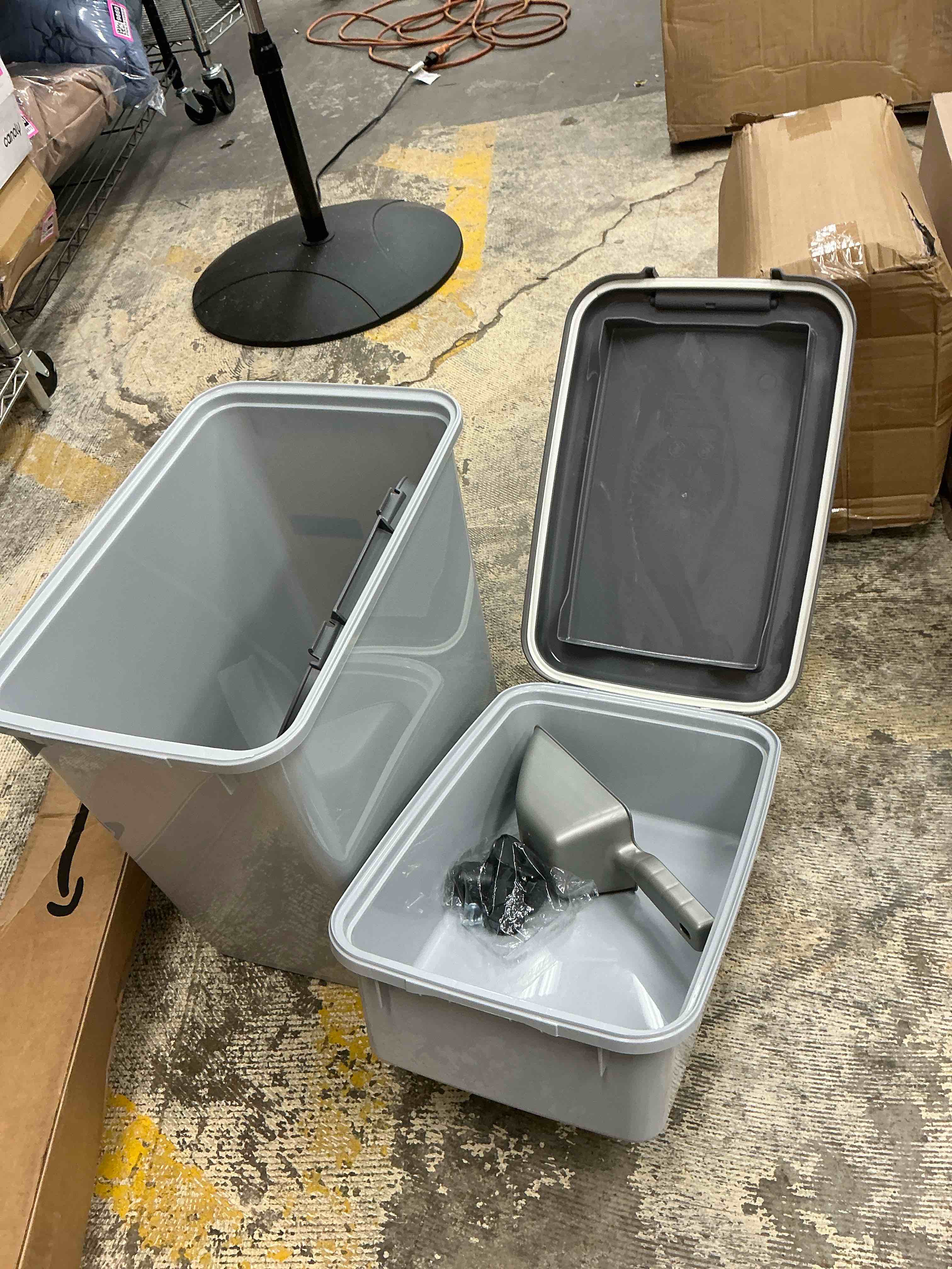 https://s3.amazonaws.com/lotting-images-prod/EmanualPiazza/PPE3669510_1755717377702.jpeg