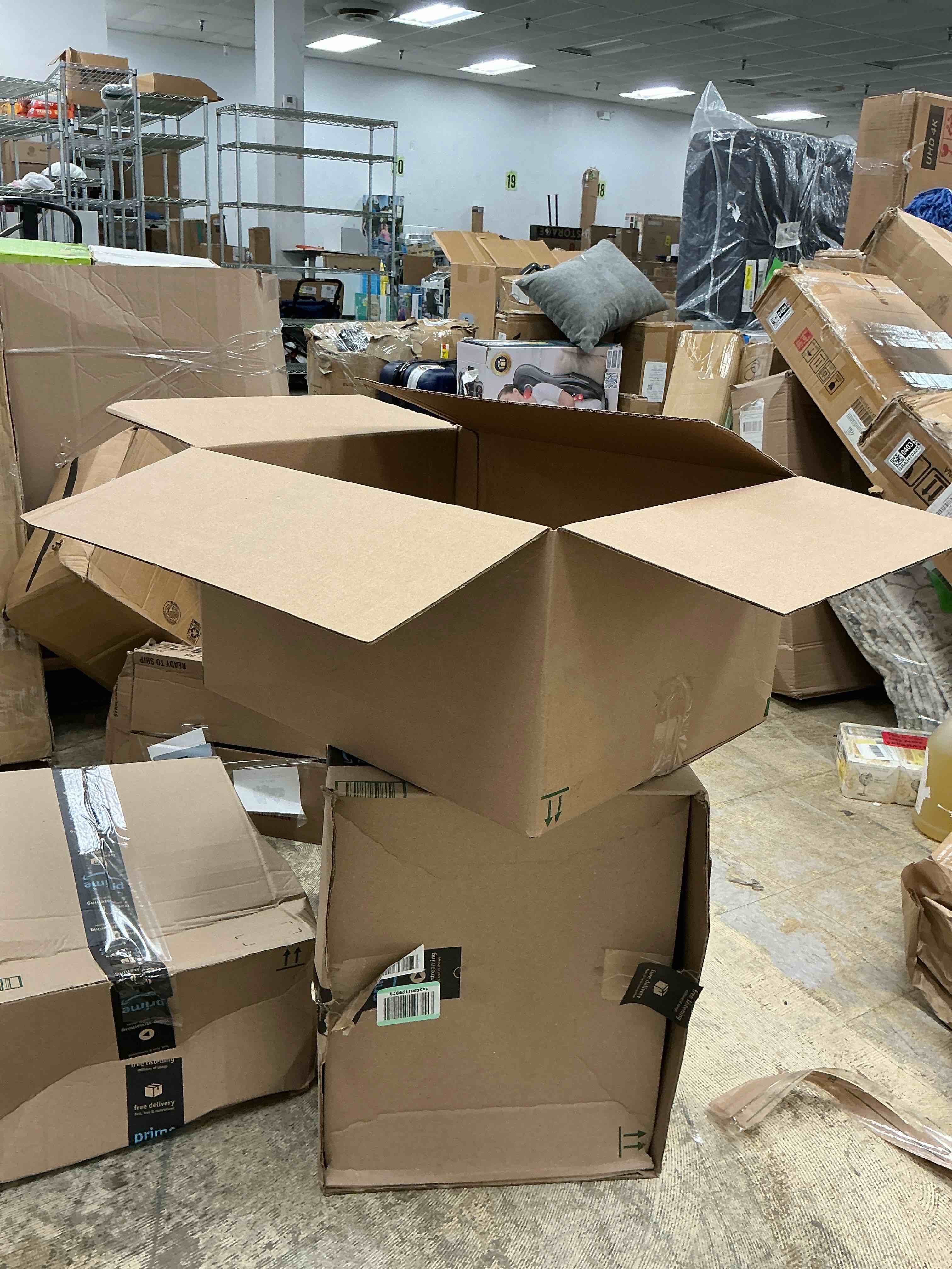 https://s3.amazonaws.com/lotting-images-prod/EmanualPiazza/PPE3669510_1755717396255.jpeg