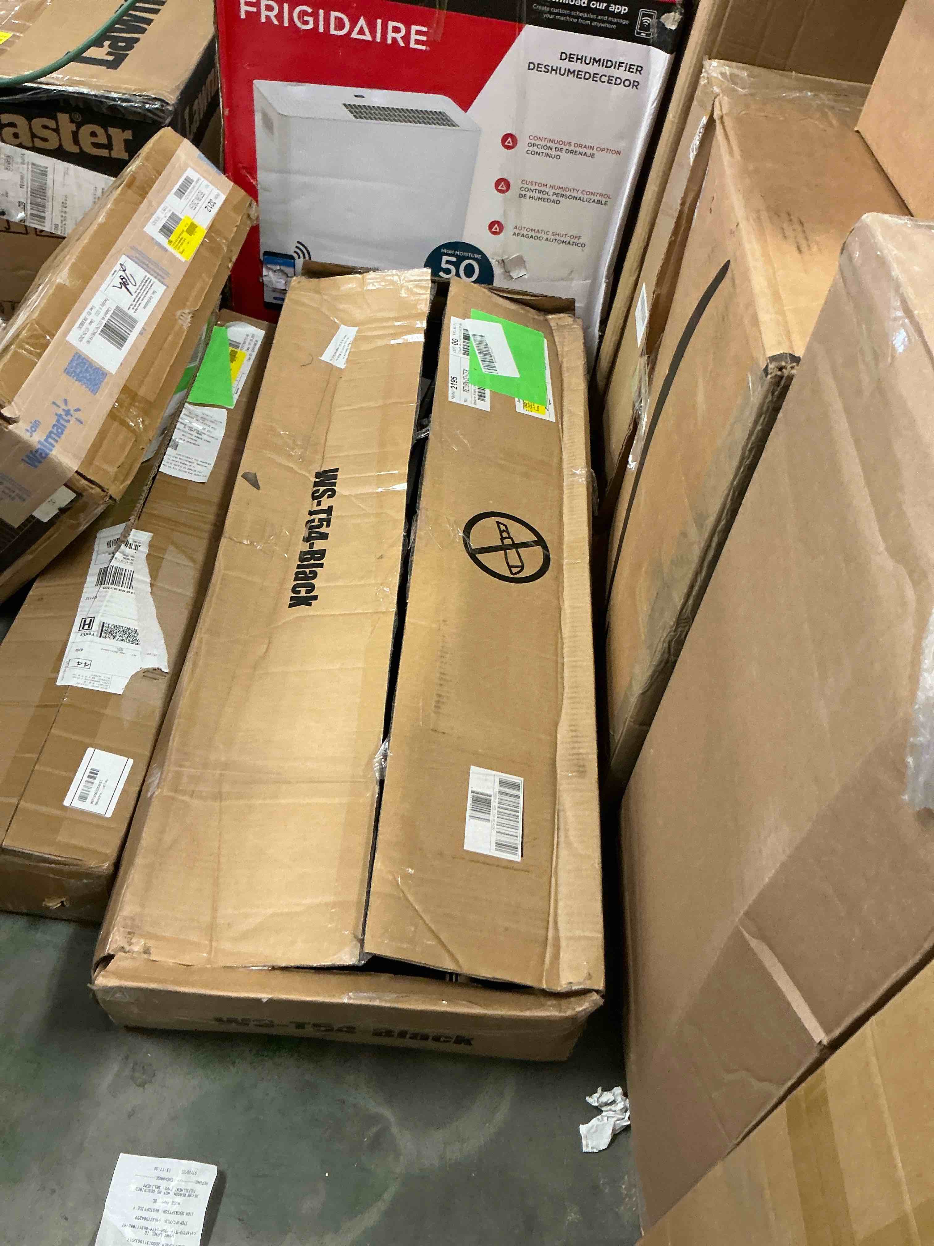 https://s3.amazonaws.com/lotting-images-prod/EmanualPiazza/PPE3669553_1755792861016.jpeg