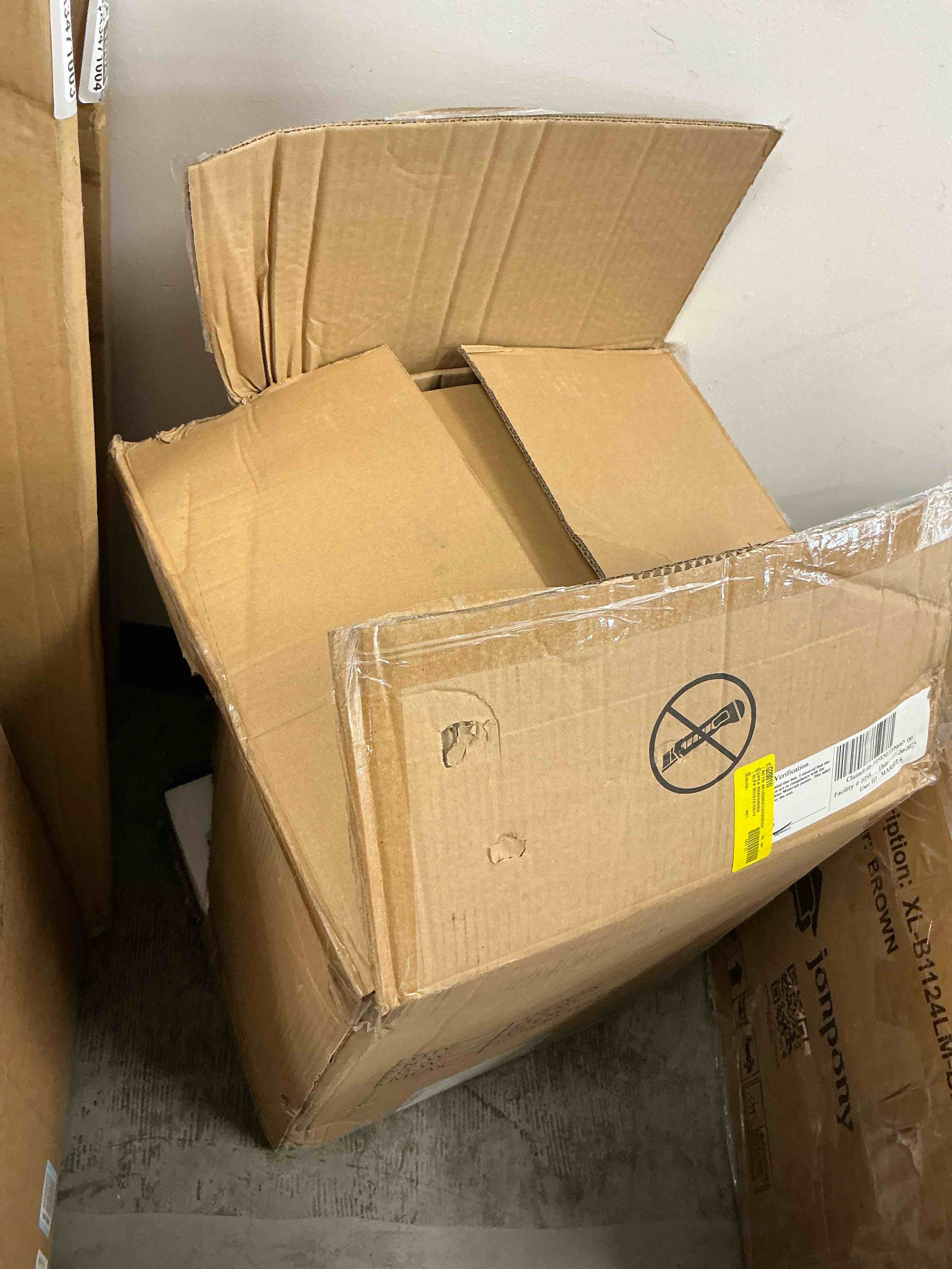 https://s3.amazonaws.com/lotting-images-prod/EmanualPiazza/PPE3669556_1755792214443.jpeg