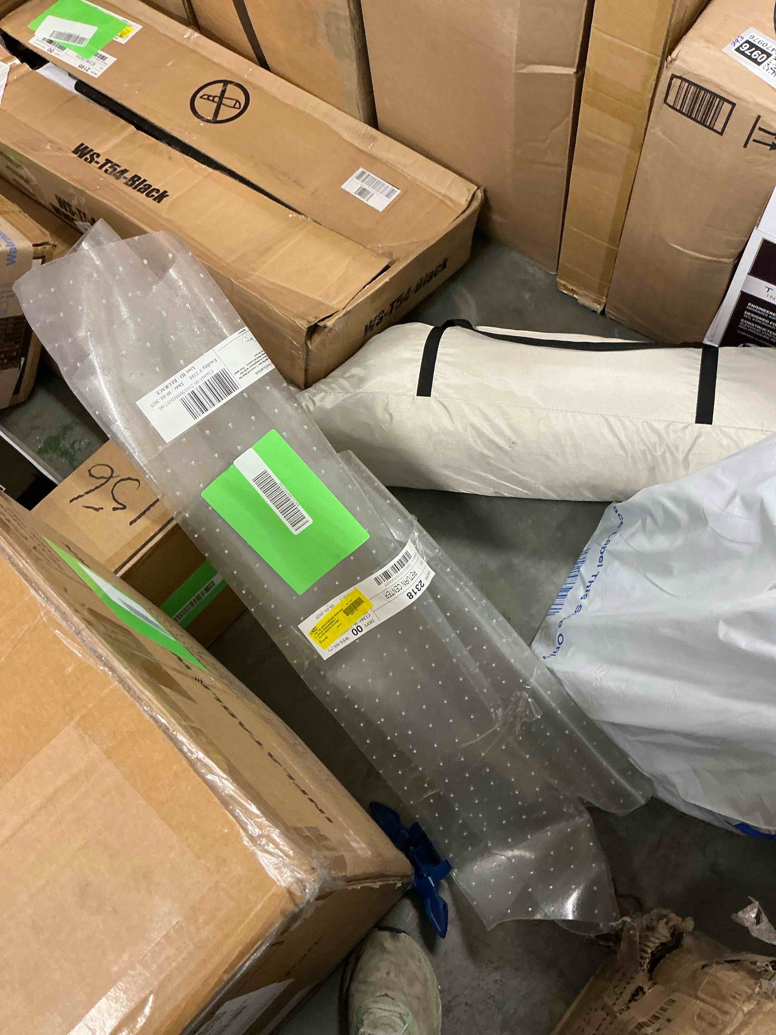 https://s3.amazonaws.com/lotting-images-prod/EmanualPiazza/PPE3669557_1755792055053.jpeg