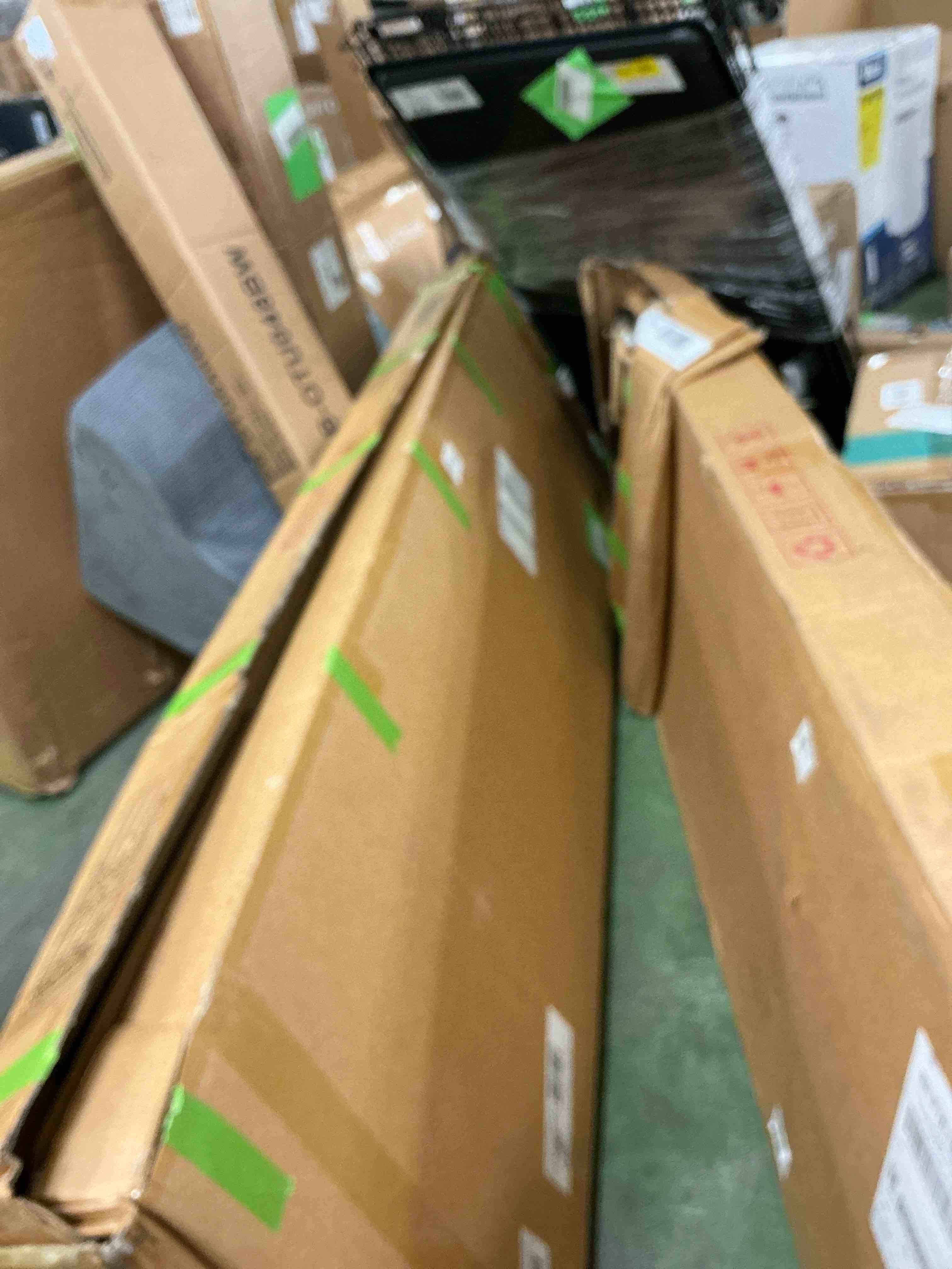 https://s3.amazonaws.com/lotting-images-prod/EmanualPiazza/PPE3669630_1755800053974.jpeg