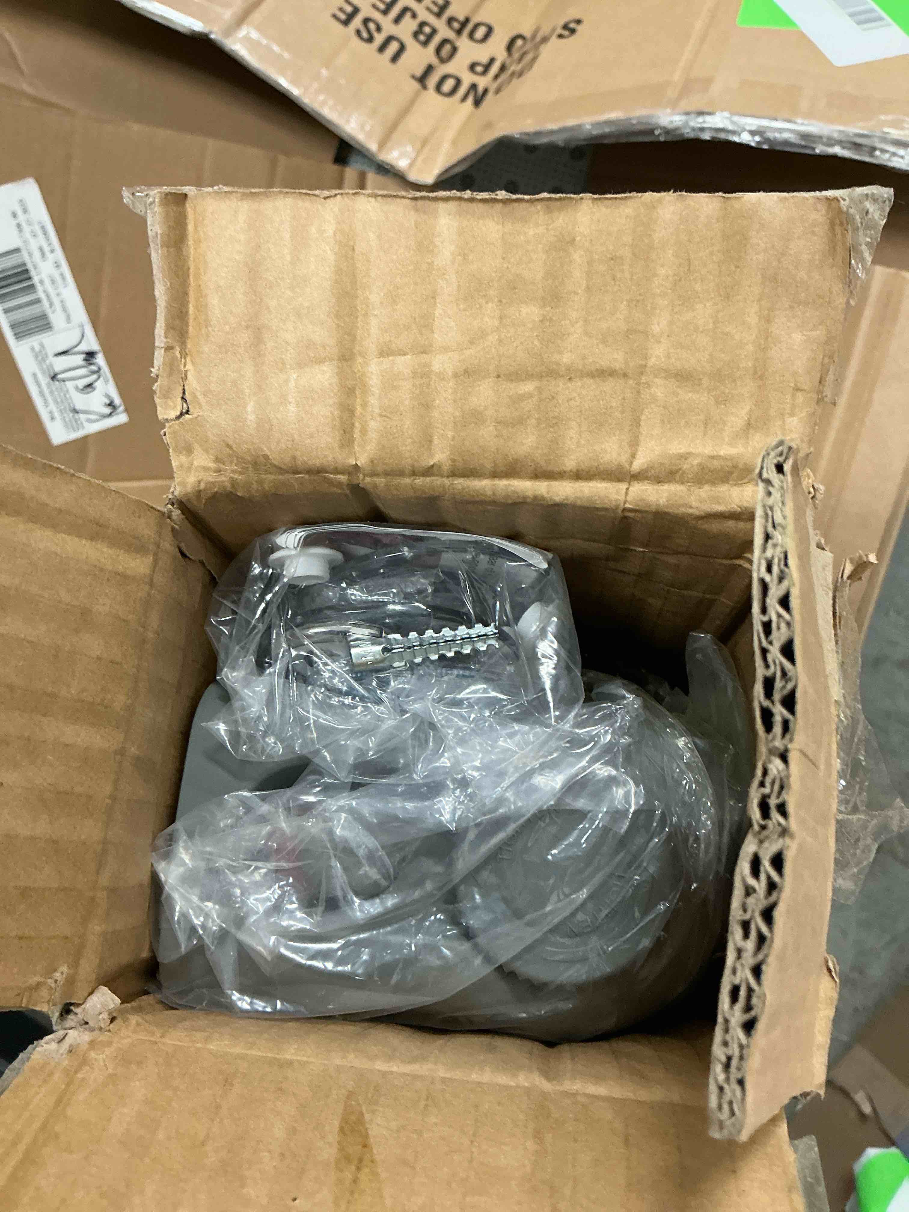 https://s3.amazonaws.com/lotting-images-prod/EmanualPiazza/PPE3669674_1755954687997.jpeg