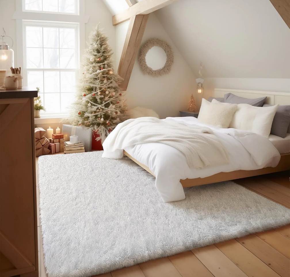 Ultra Soft Rug for Living Room, 6X9 Fluffy Area Rug for Bedroom, Modern Shaggy Carpets Fuzzy Rug for Teens Dorm Bedside Home Decor Aesthetic, Heavy Duty Non Slip, White
