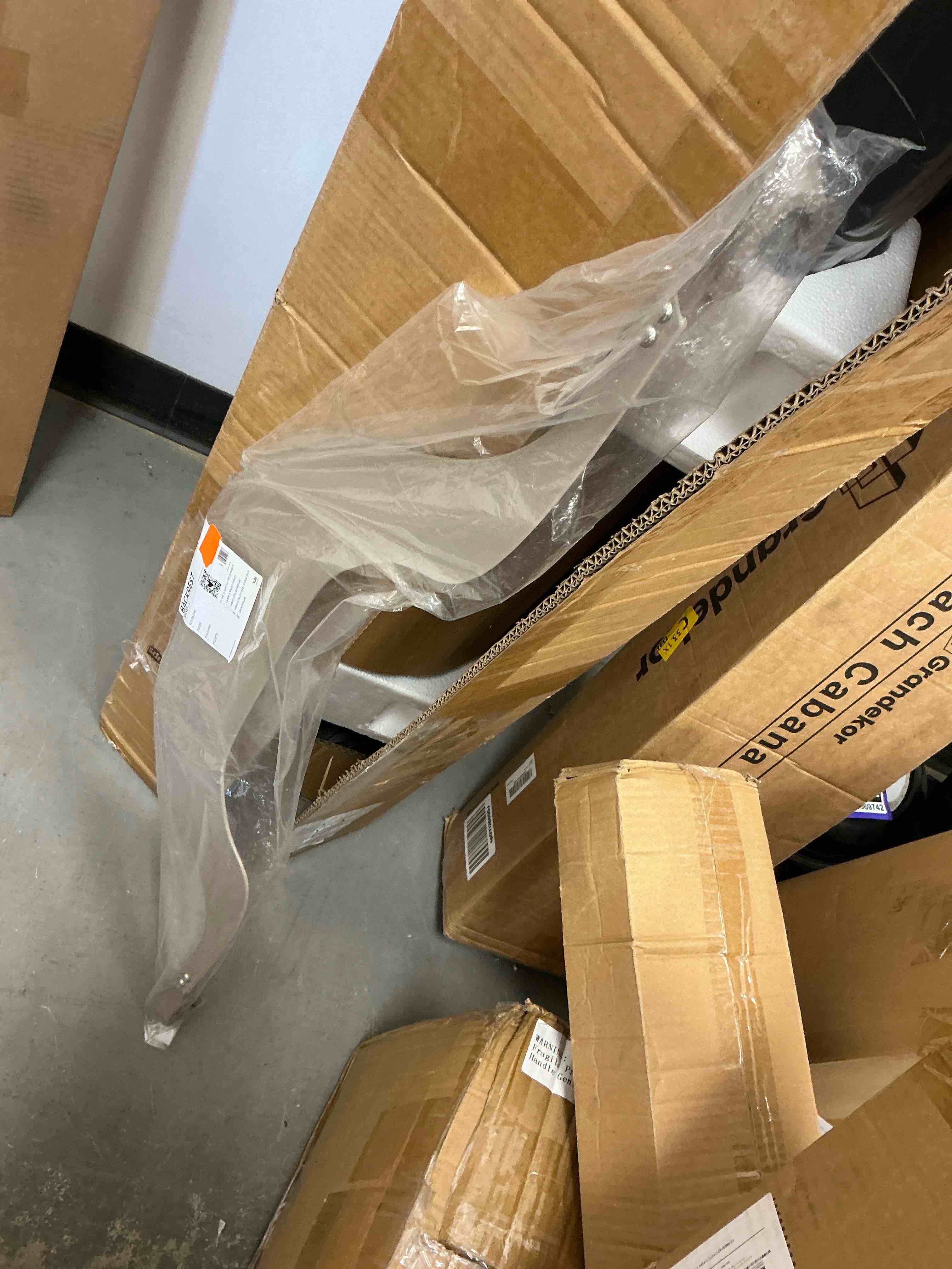 https://s3.amazonaws.com/lotting-images-prod/EmanualPiazza/PPE3669725_1756135044267.jpeg