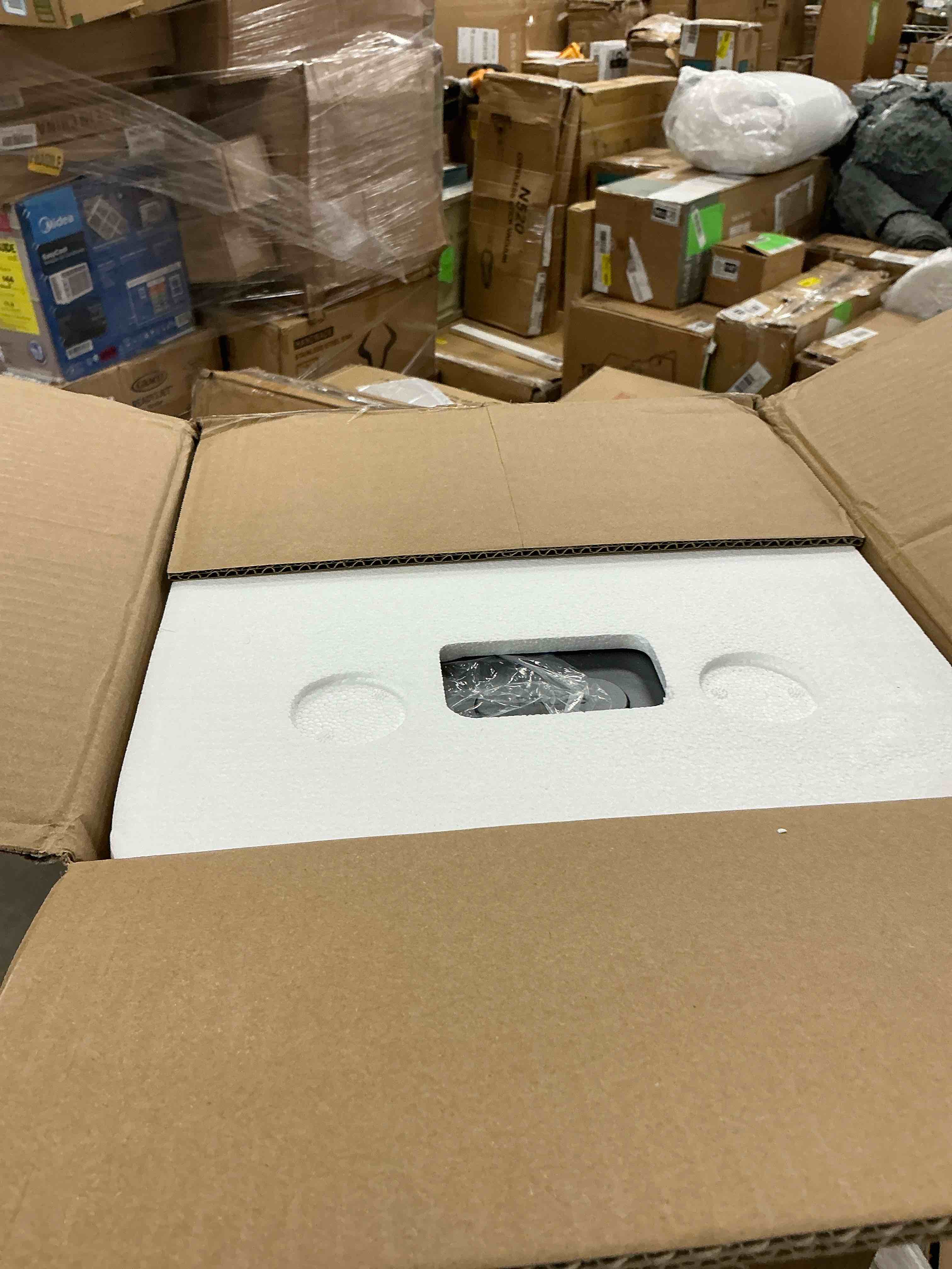 https://s3.amazonaws.com/lotting-images-prod/EmanualPiazza/PPE3669780_1756138015344.jpeg