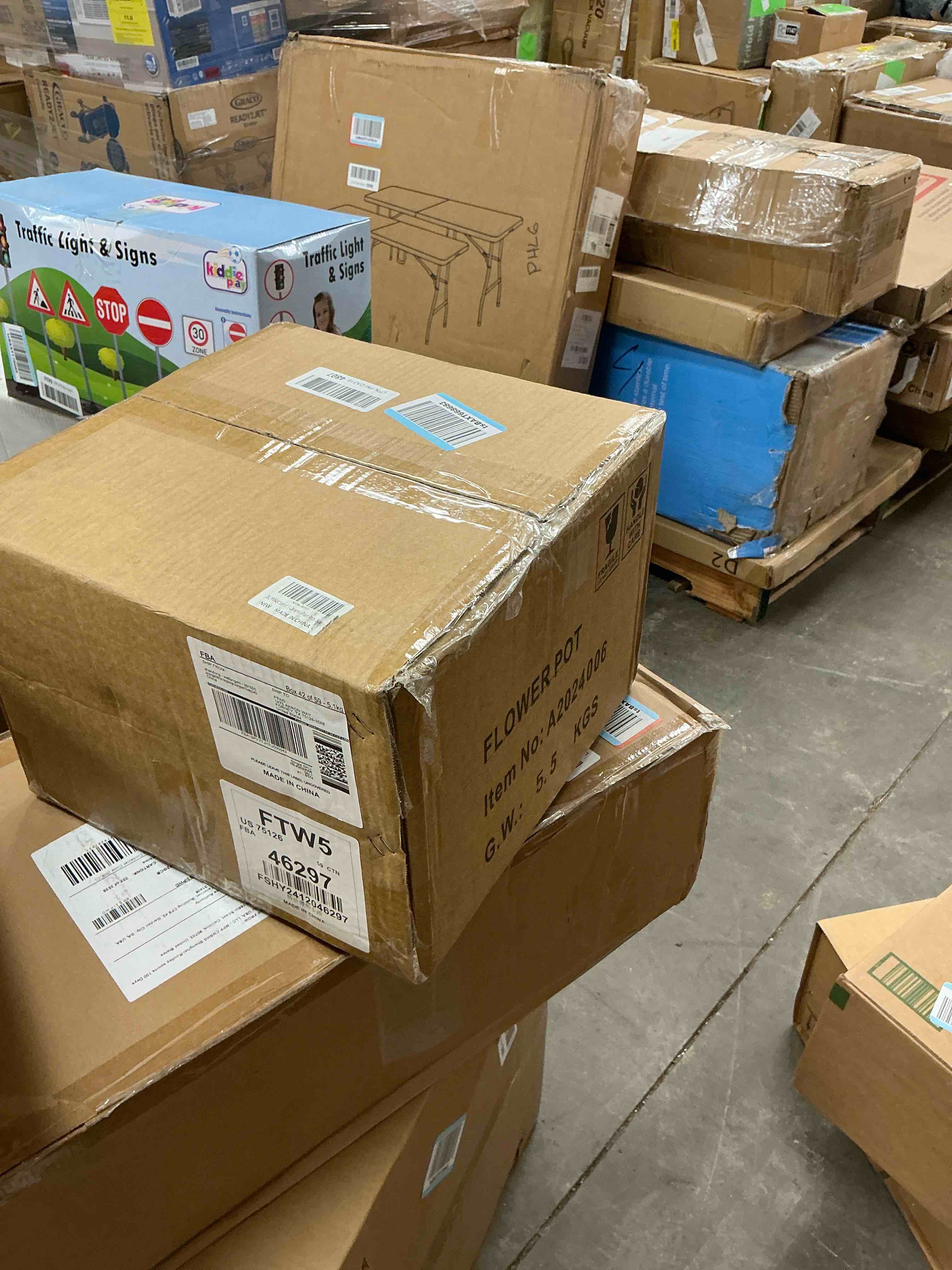 https://s3.amazonaws.com/lotting-images-prod/EmanualPiazza/PPE3669788_1756136567272.jpeg