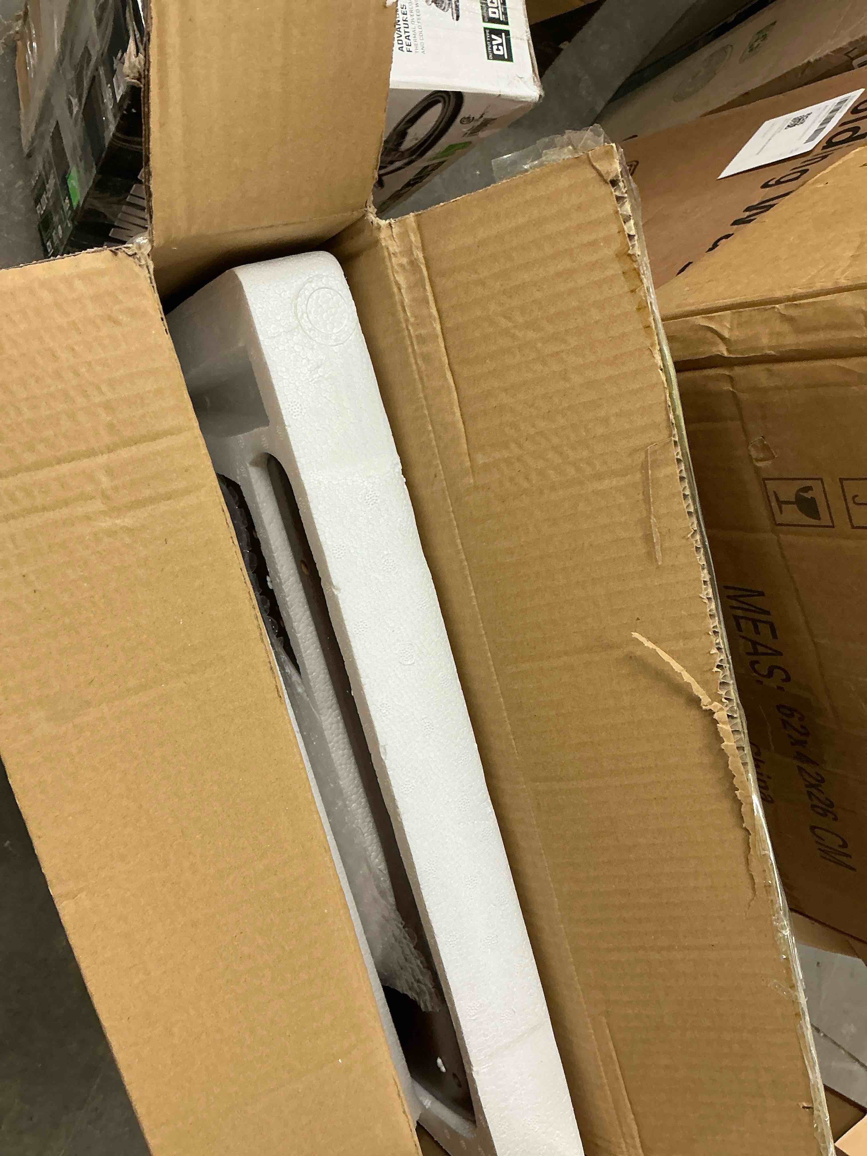 https://s3.amazonaws.com/lotting-images-prod/EmanualPiazza/PPE3669789_1756136499168.jpeg