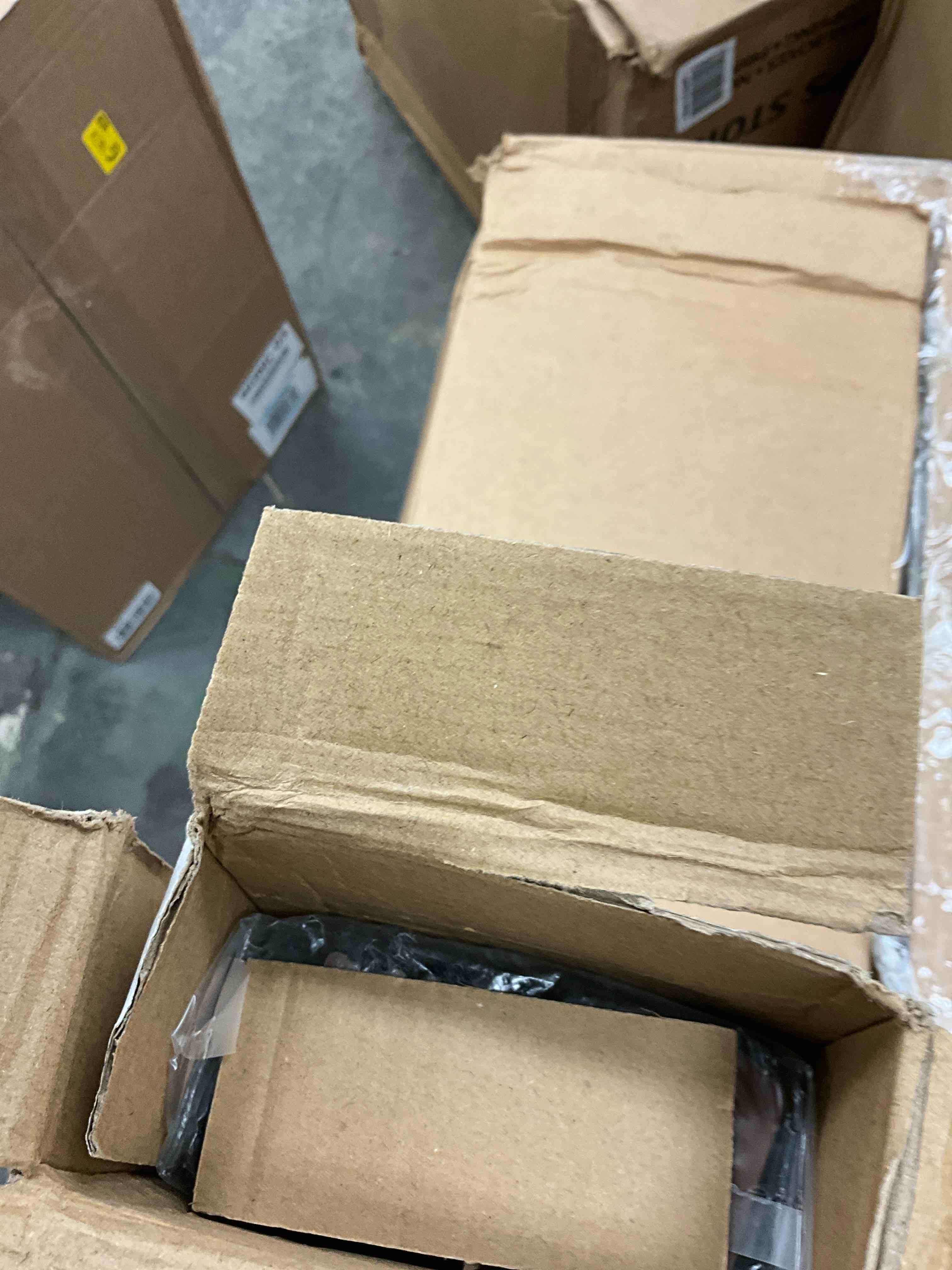 https://s3.amazonaws.com/lotting-images-prod/EmanualPiazza/PPE3669894_1756229951026.jpeg